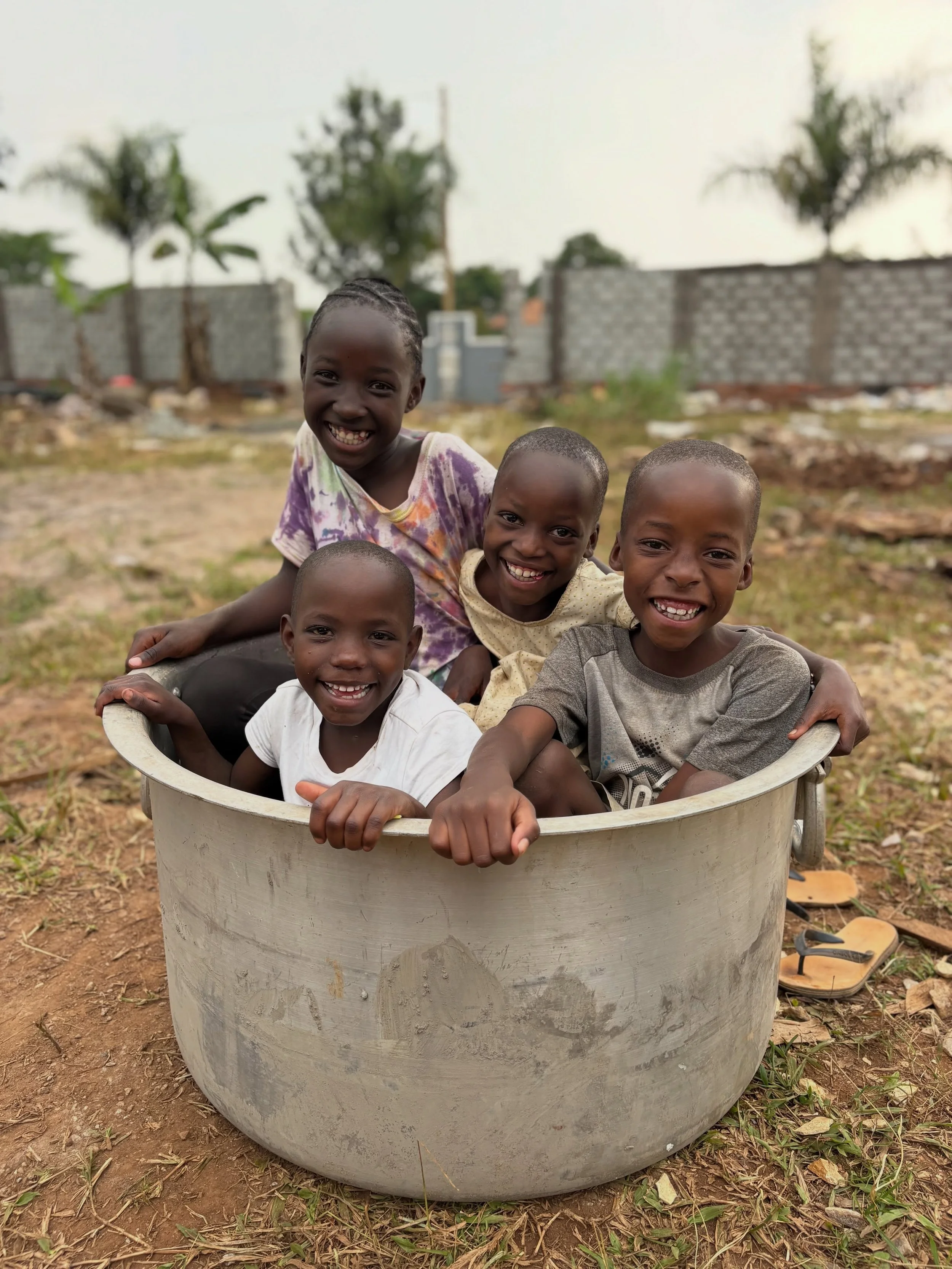 How do you cook for 180 school children? 
By using a very large pot!