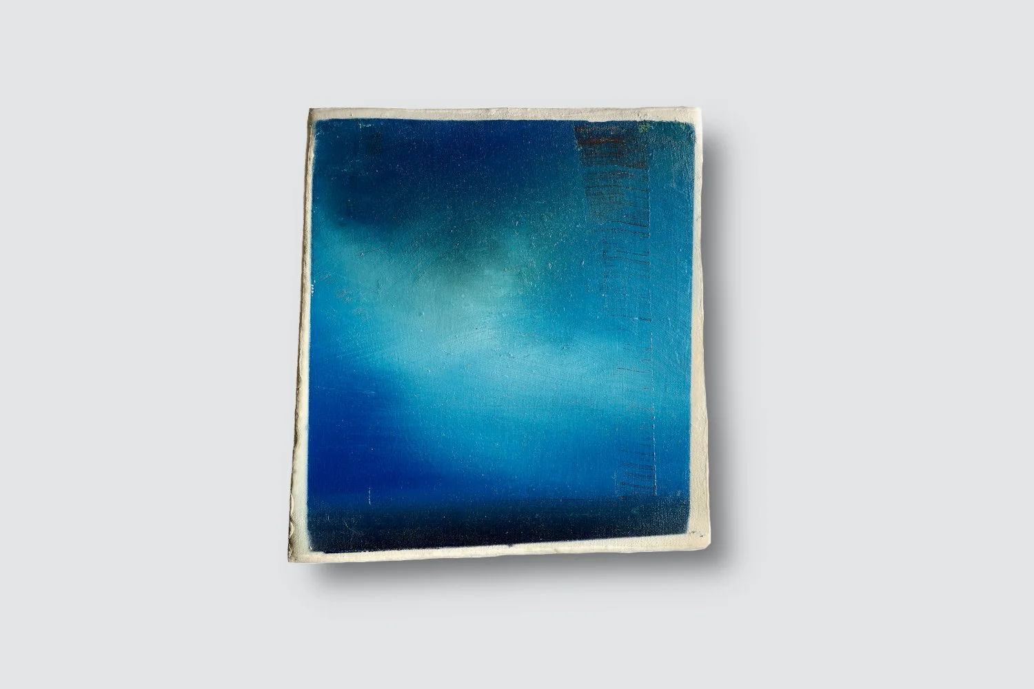 Gemälde Dirk Pleyer "ALBUM K 1229 | 25", abstrakte Landschaft, Öl auf Leinwand auf Karton in blau vor grauem Hintergrund, 24 x 24 cm