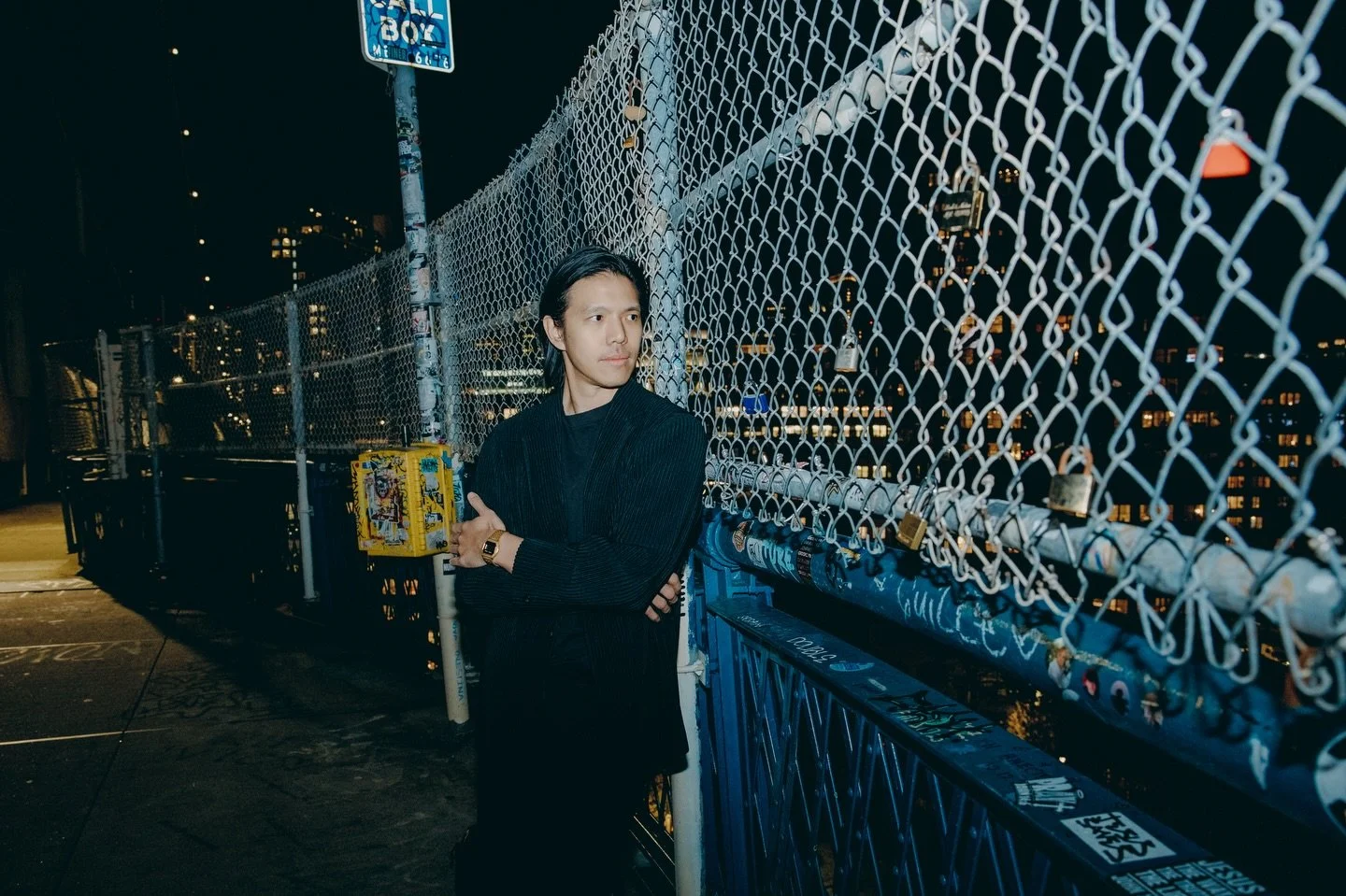 Ladies and gentlemen&hellip; @jasoncwu 

#photography #photooftheday #branding #brandidentity #brandingphotography #personalbranding #portrait #portraitphotography #portrait_shots #naturalvibes #brandphotographer #nycphotography #nycphotographer #bus