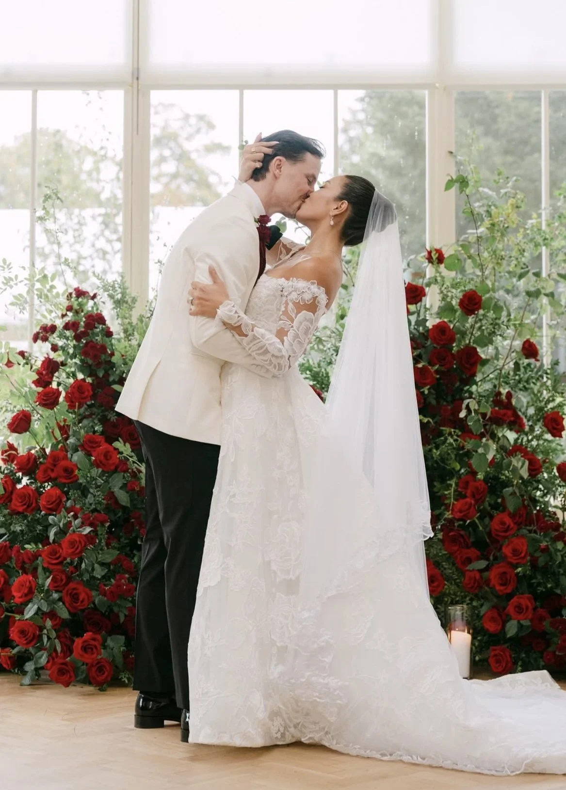 A Luxury Multicultural Wedding at Carlowrie Castle | Seanne &amp; Nick’s Timeless, High-Energy Celebration