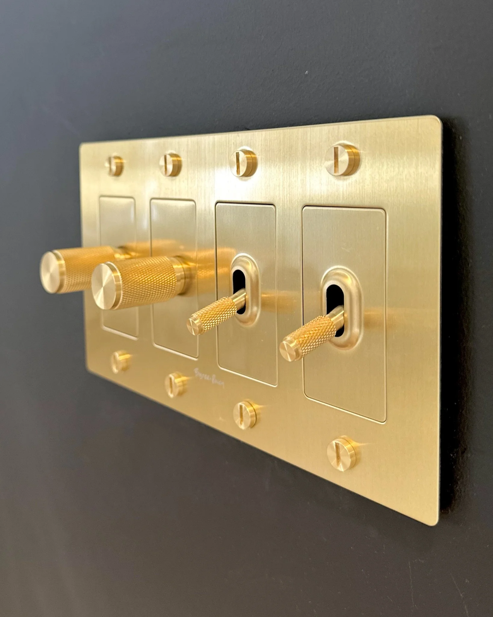 London Luxury Light Fixture