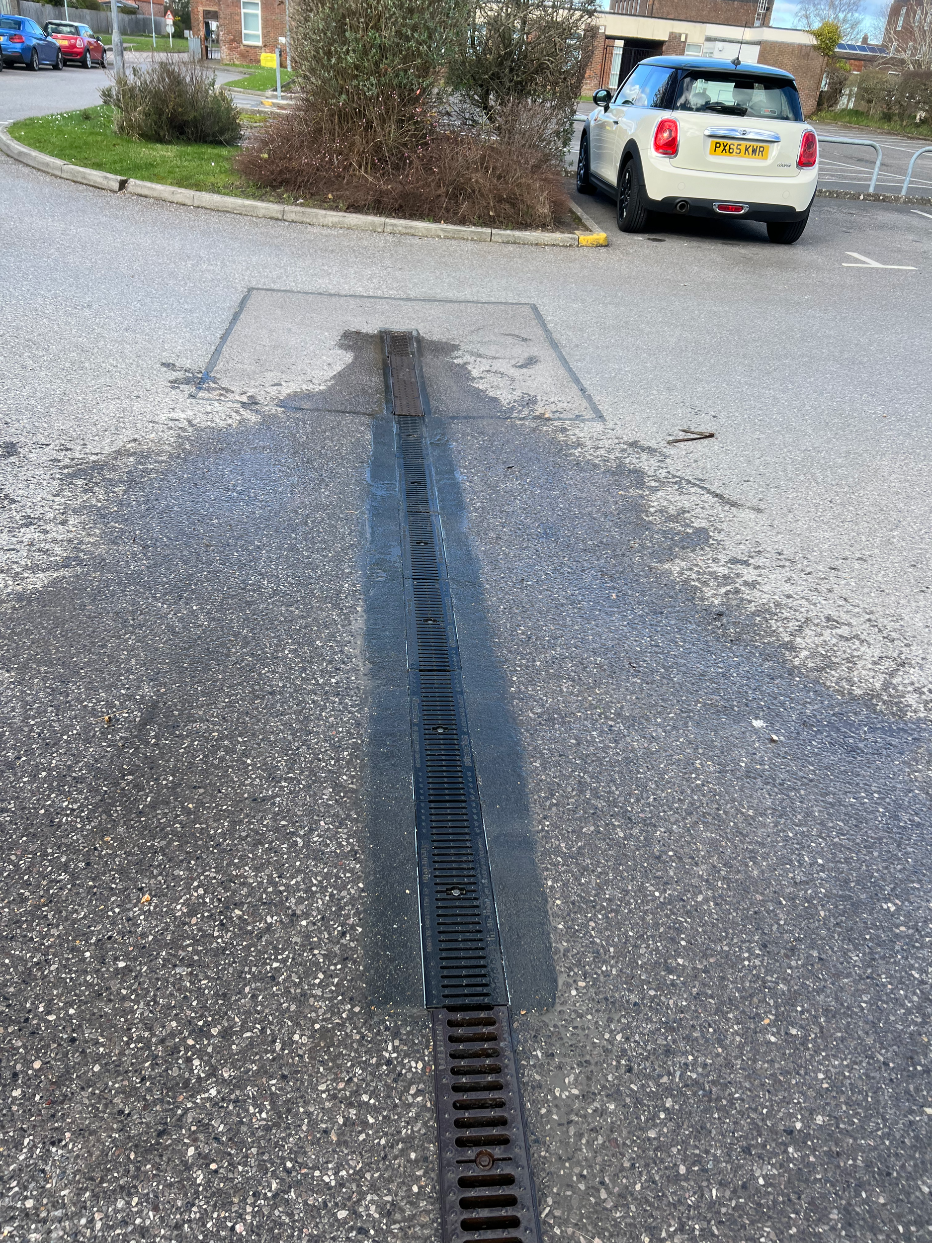 Linear drainage replacement, Lymington
