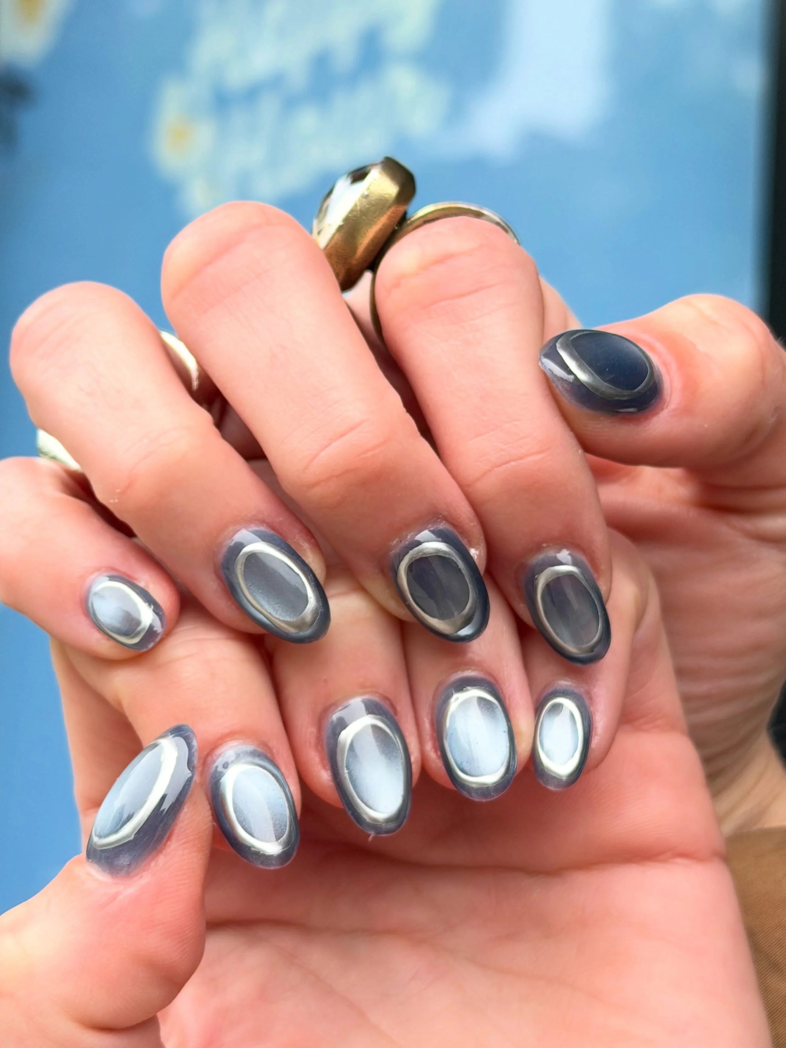 Silver chrome line by Jessie
