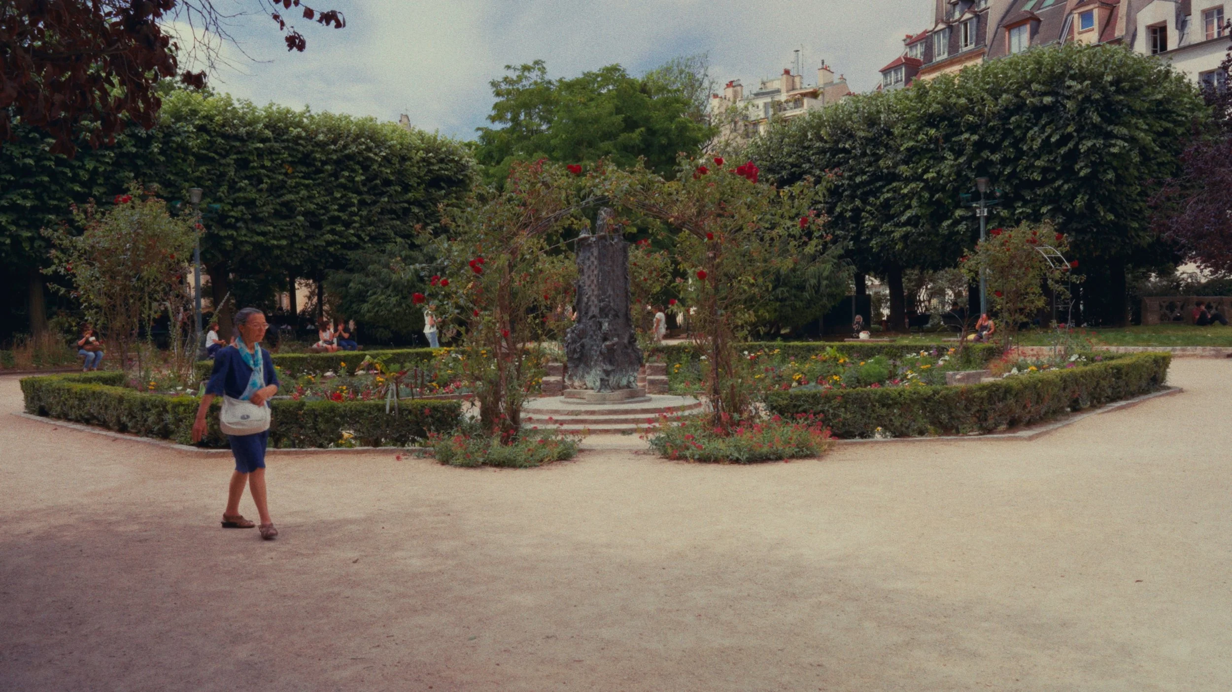 LastParisWalk_1.147.1.png