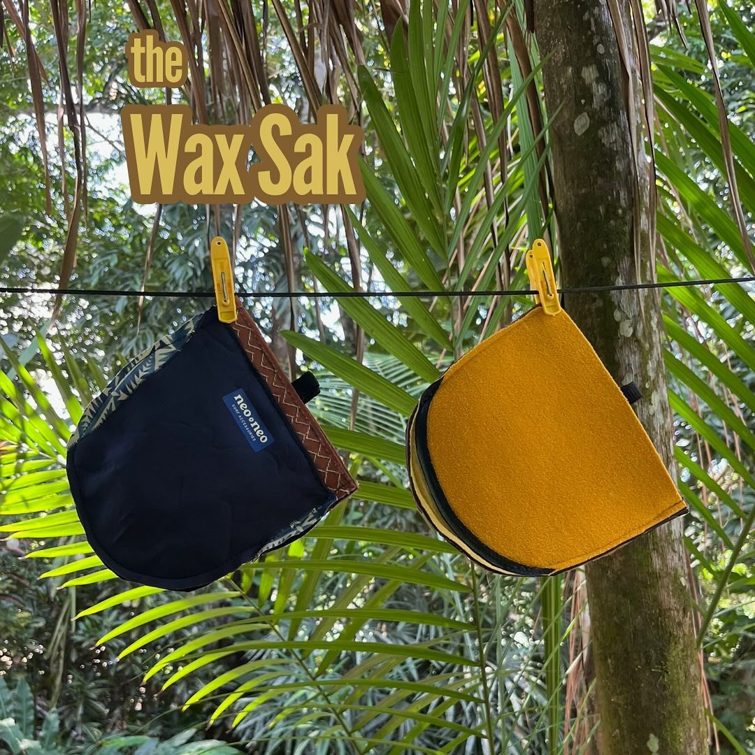 Introducing the WaxSak 🥳

A dedicated pouch just for your wax - because no one likes a gritty board. 

✨Available @below.the.blue and coming to our website soon!

 #surfaccessories #ecosurf #sustainablesurf #greenplanet  #oceanlover #upcycle #recycl