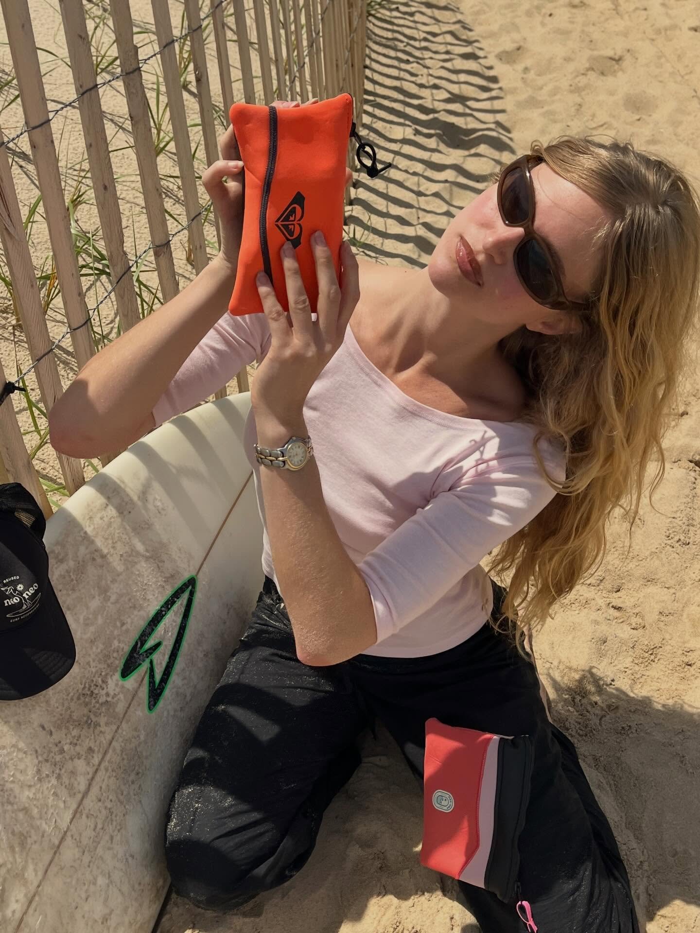 All Knicked&rsquo; out for the finals 
🧡🧡💙🏀🏀⛹️&zwj;♀️🏀⛹️⛹️💙
@nyknicks 

#NBAfinals #neoneoknicks #NYknicks #sustainablesurfaccessories #upcycle