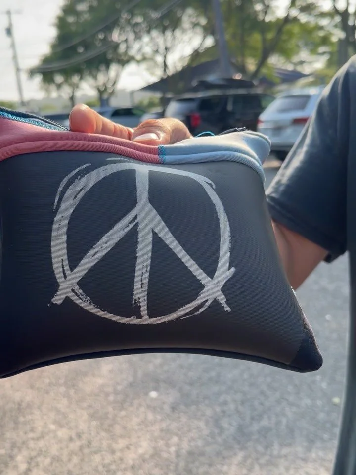 What a custom order looks like🪡✂️

Let us make your favorite wetsuit into some functional surf accessories! It&rsquo;s fun and good for the planet 🌎💙

#sustainablesurfaccessories #upcycle #savingtheplanetonewetsuitatatime