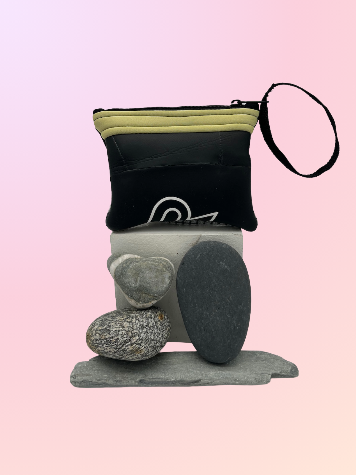 NNPC H-12-Mini Wrstlt Grey Waffle-Yellow B.png