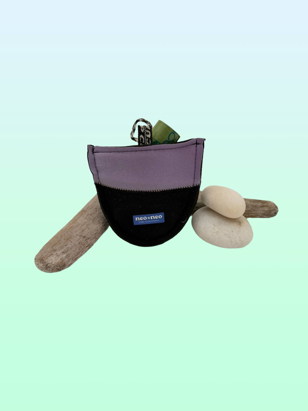 NNPC H-22-Mini Wag LAav-Blk C.png