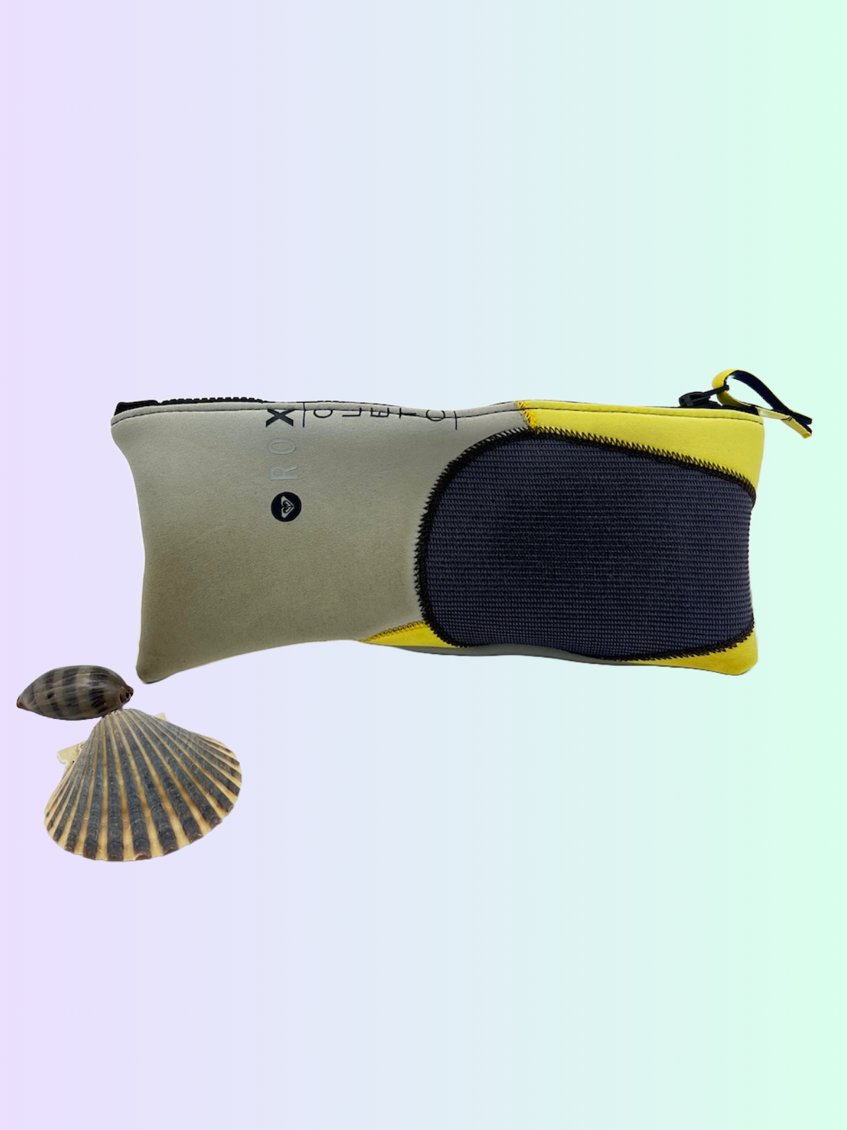 NeoNeo Product Cards-32-LB Grey Yellow B.png