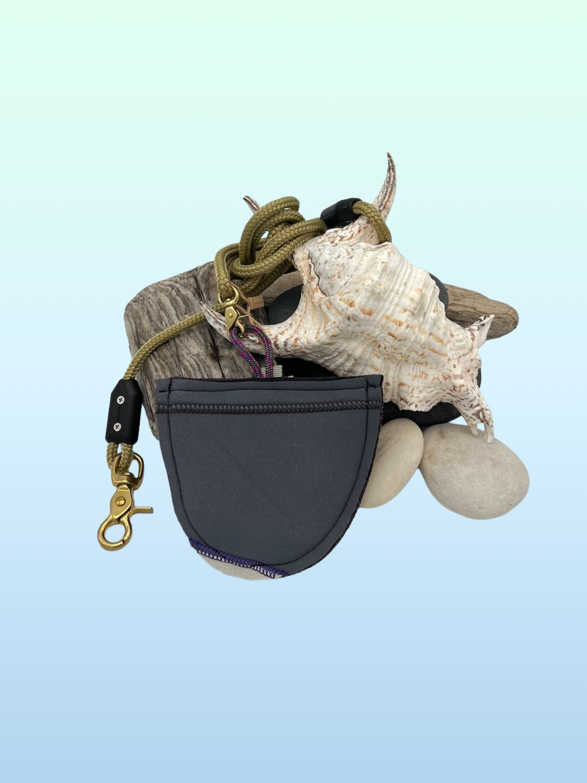 NNPC H-3-Mini Wag Grey-Lav B.png