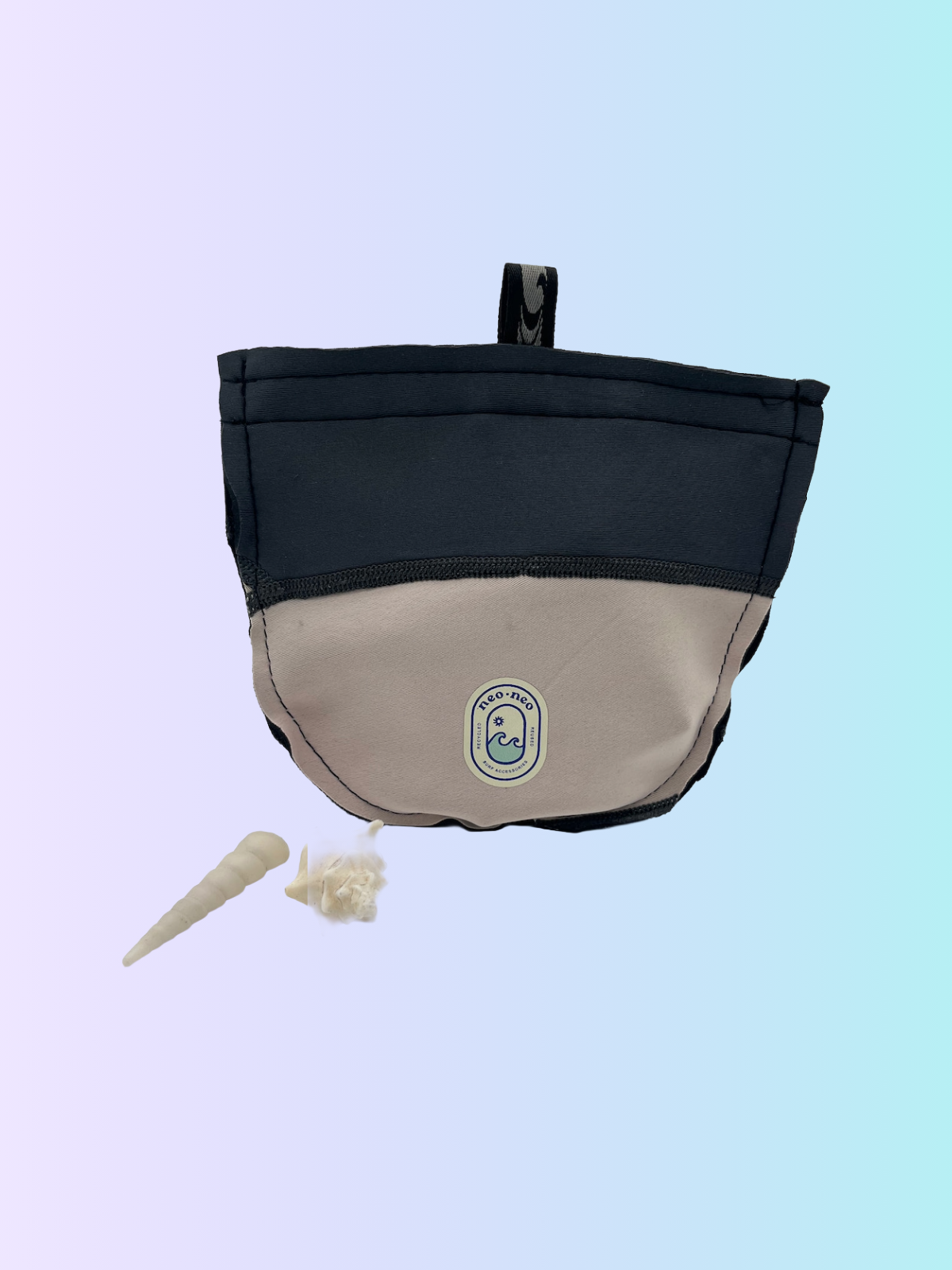 NNPC H-8-WS pale pink-blk B.png