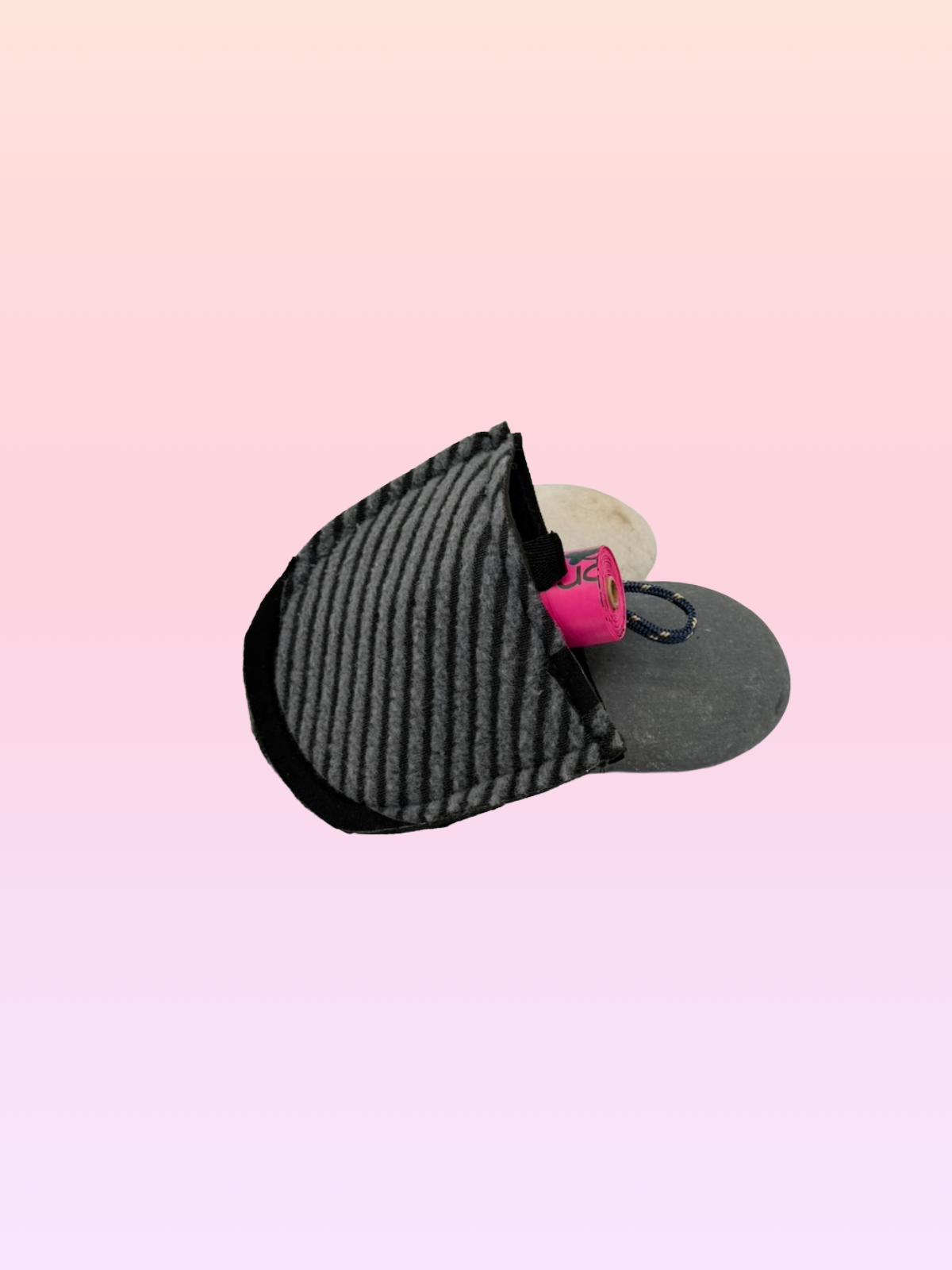 NNPC H-25-Mimi Wag Blk-Gray stripe C.png