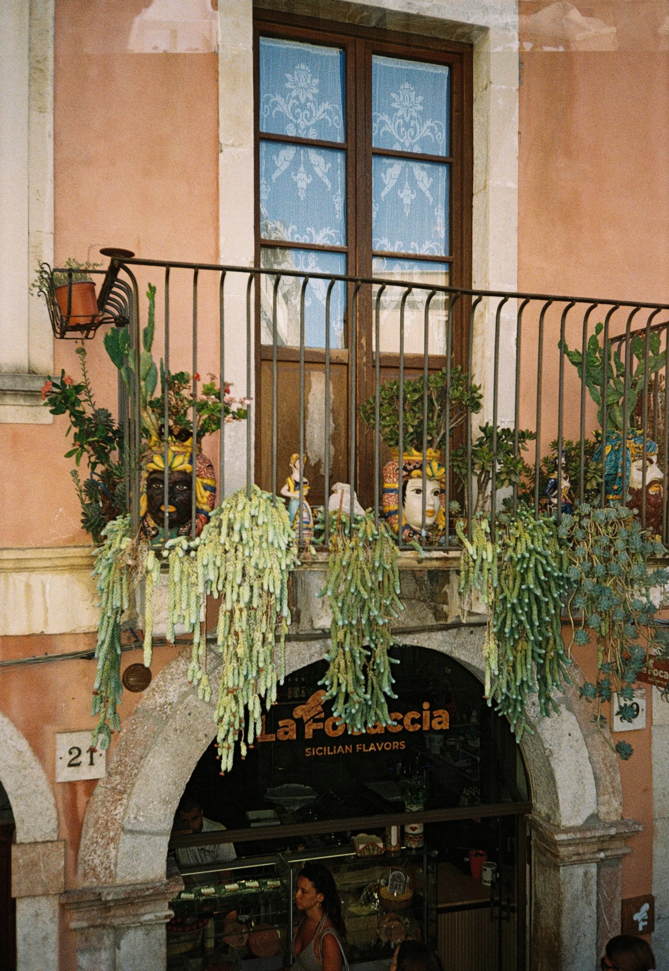128669_006.png