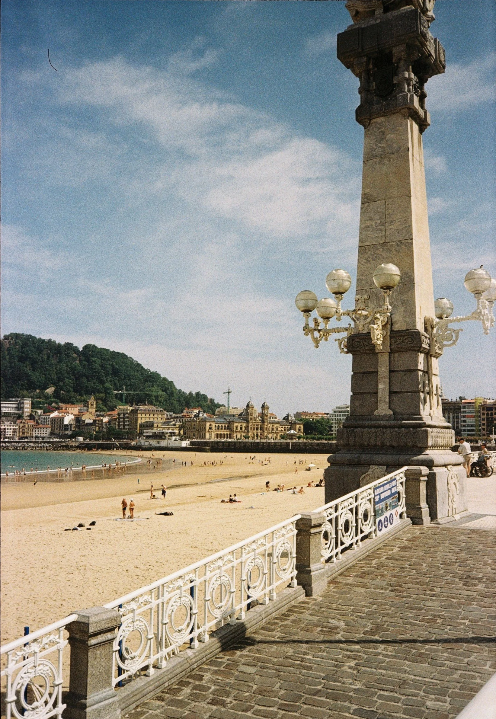 127941_001.png