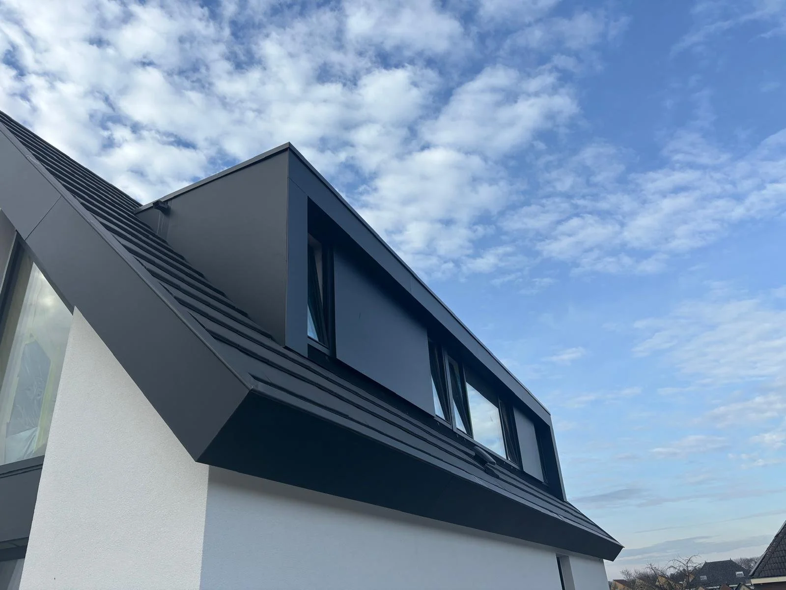 WhatsApp Image 2025-03-03 at 15.12.01 (1).jpeg