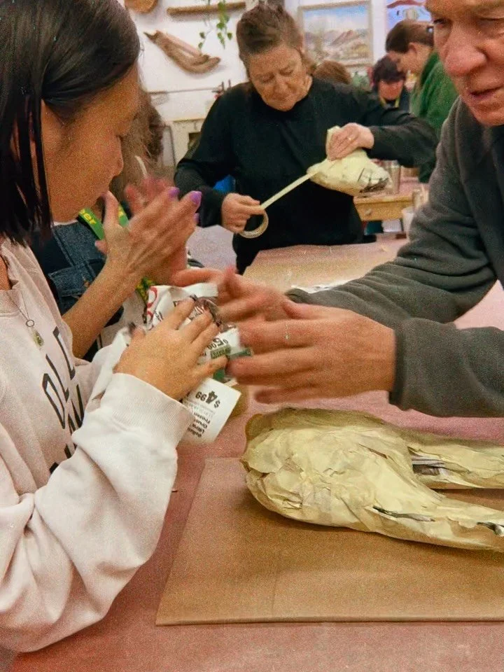 Kadence Collective teamed up with the Washington State School for the Blind for a spirit animal mask workshop last week! With lots of help from @brussellford, students explored clay and all its unique properties.  The finished masks are incredible- s