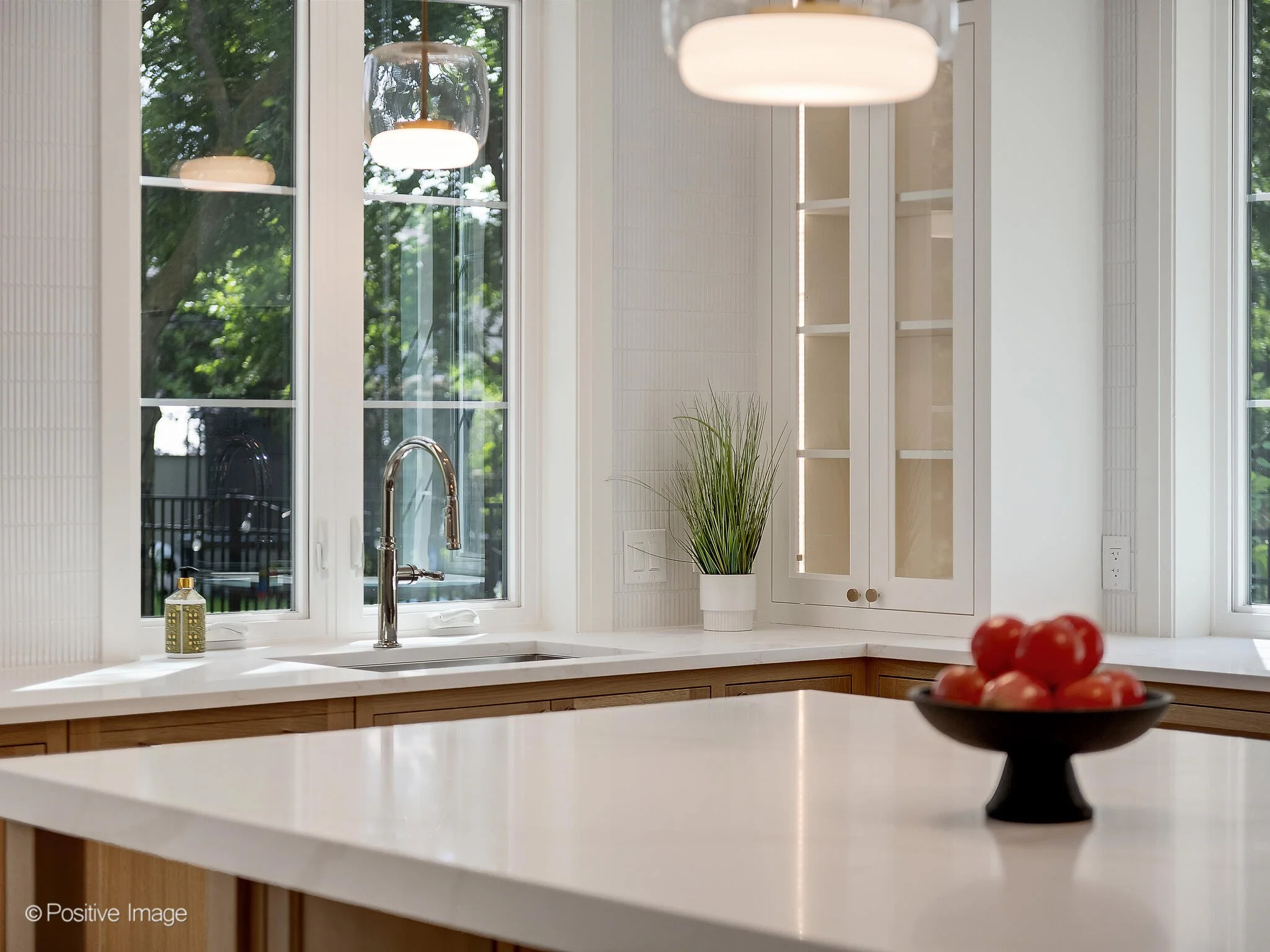 4443 Howard Ave Western Springs IL 60558 USA-049-056-047-MLS_Size.jpg