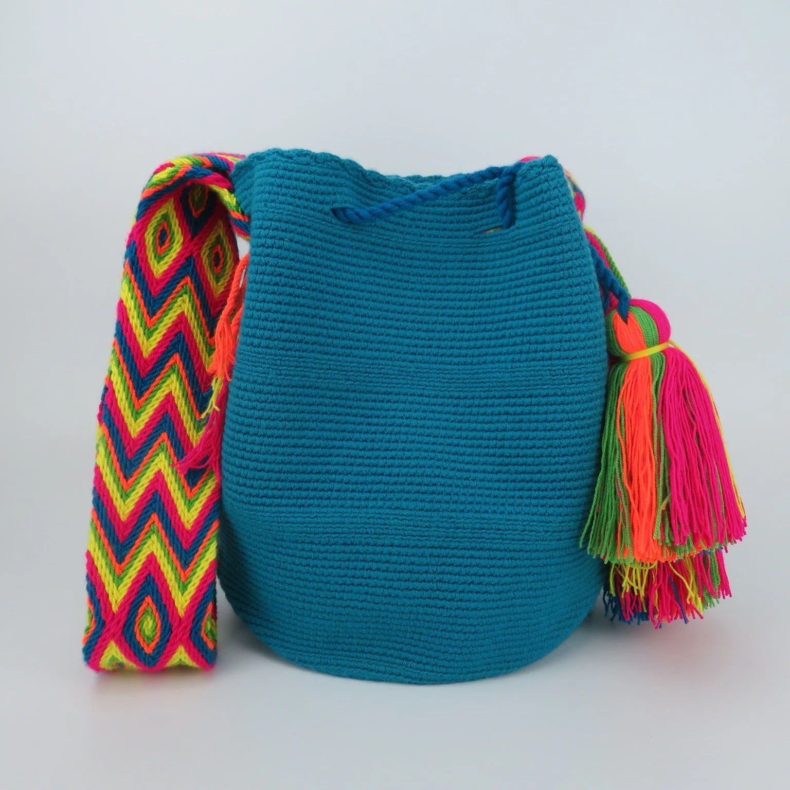 Light Blue/Azul Luz Wayuu Mochila