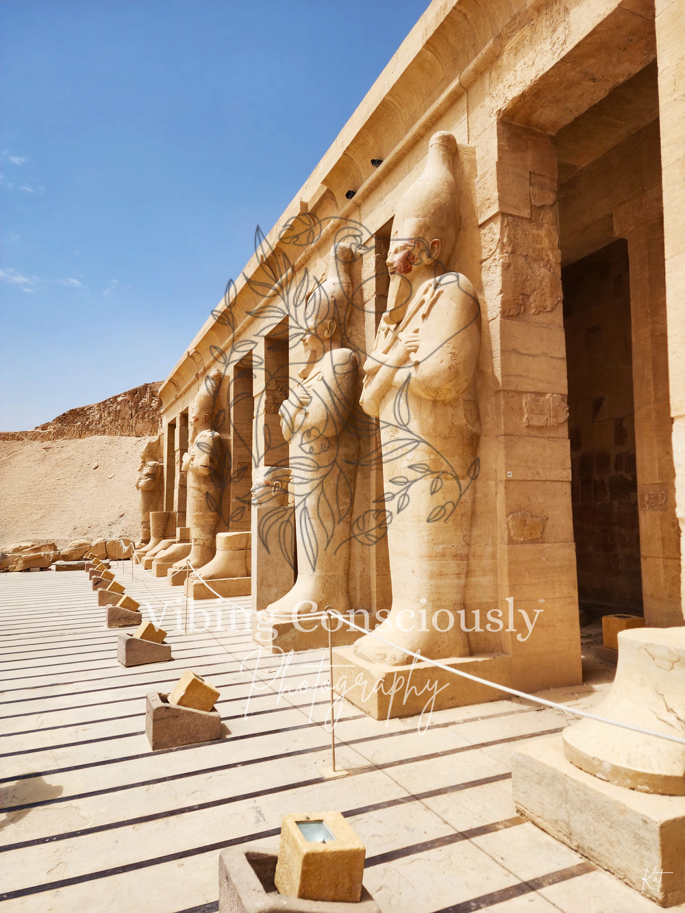 Temple of Hatshepsut photograph &mdash; Egypt 41