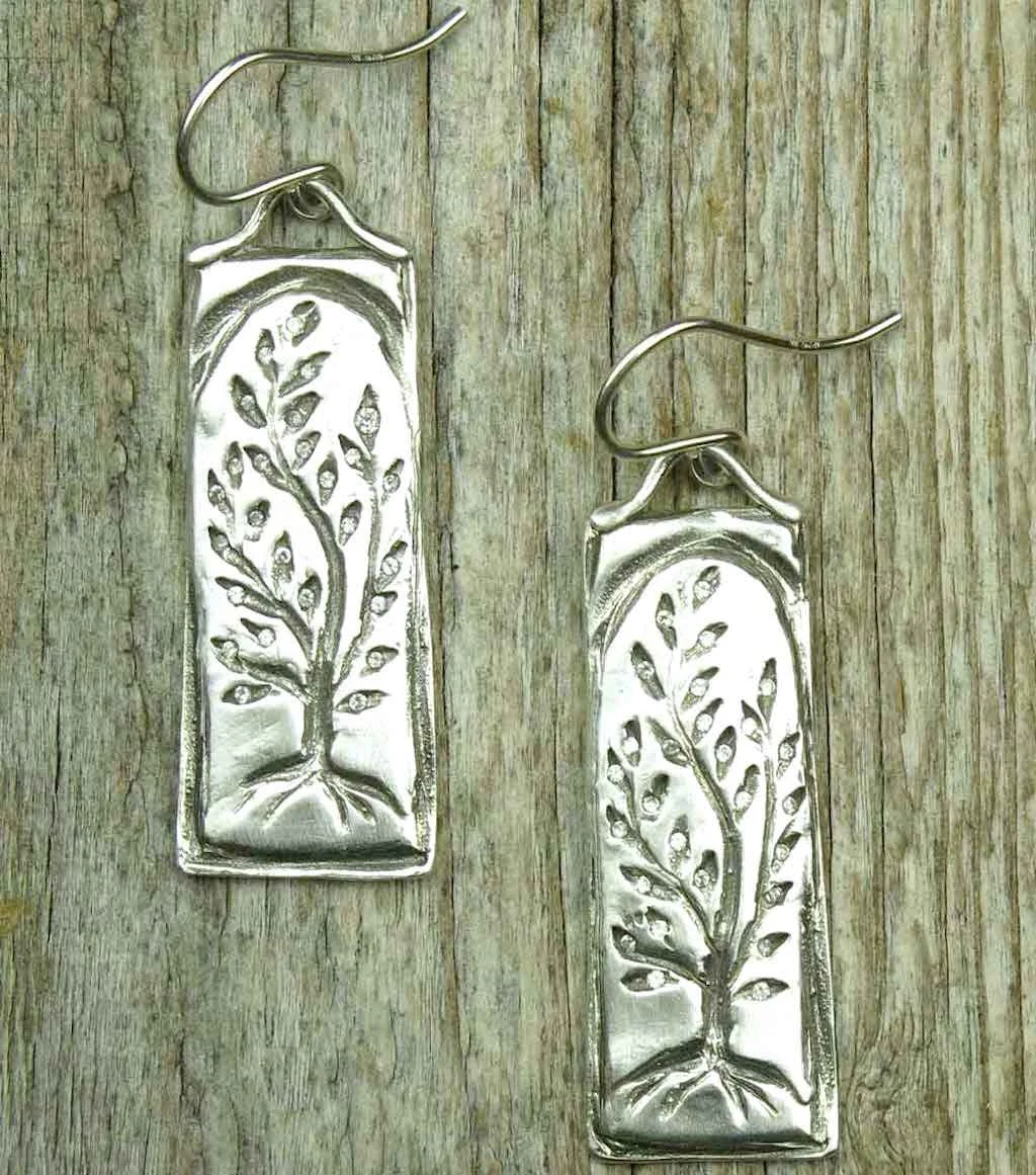 Plum_Tree_Earrings_Silver_Sapphire.jpg
