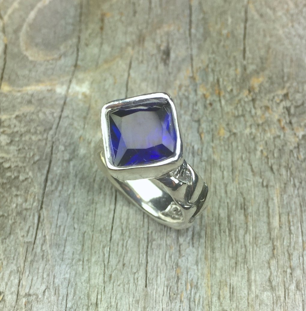 squaresapphirering.jpg