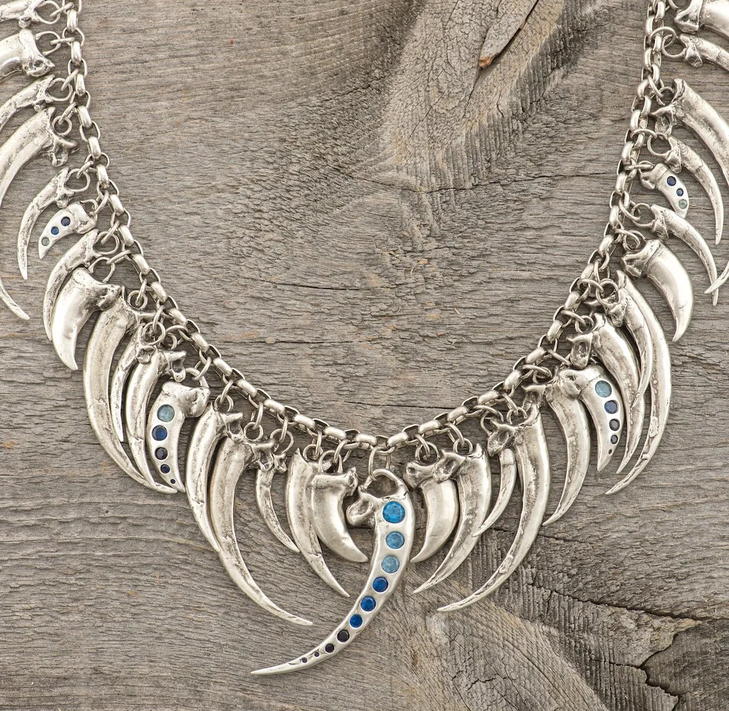 dianataloncollar1024x1024_1296x.jpg