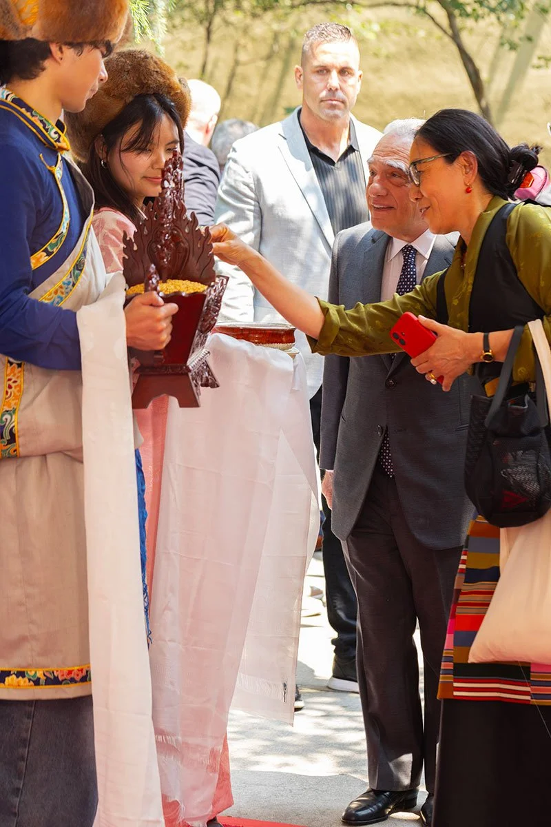 Martin Scorsese embracing Tibetan traditions