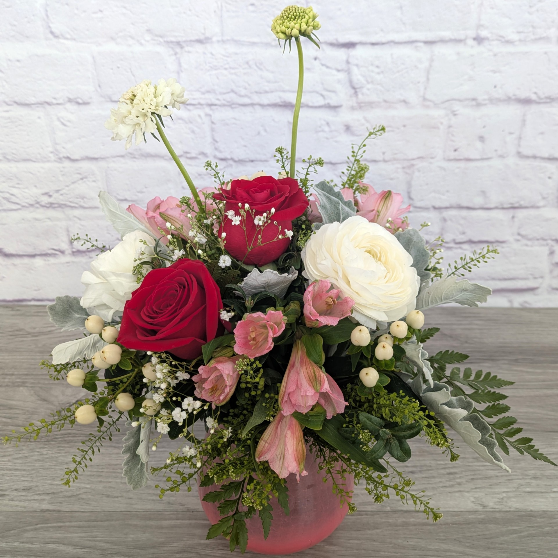 Bloom n' Sip: Valentine Bouquet