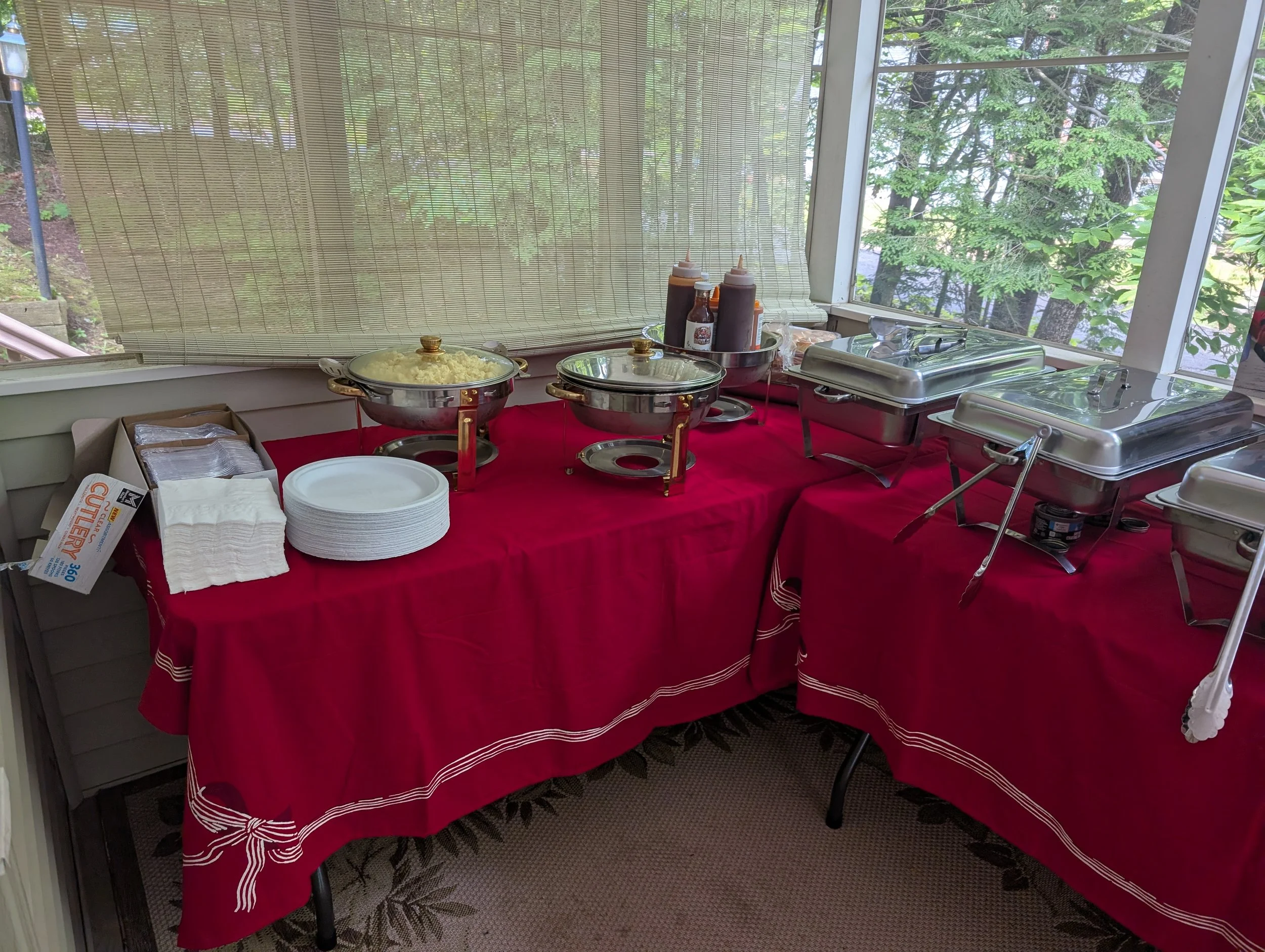 Parties:
Birthdays, Graduations, Holidays, Just because.