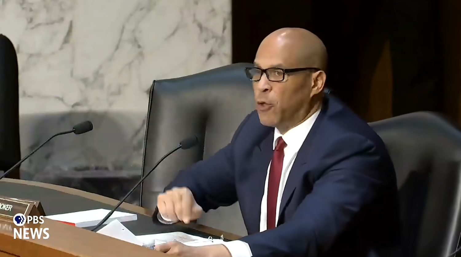 Sen. Booker questions Jack Smith on Trump investigations