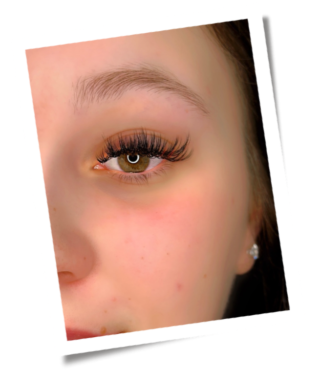 Girl with lash extensions done by lash artist located in York, PA