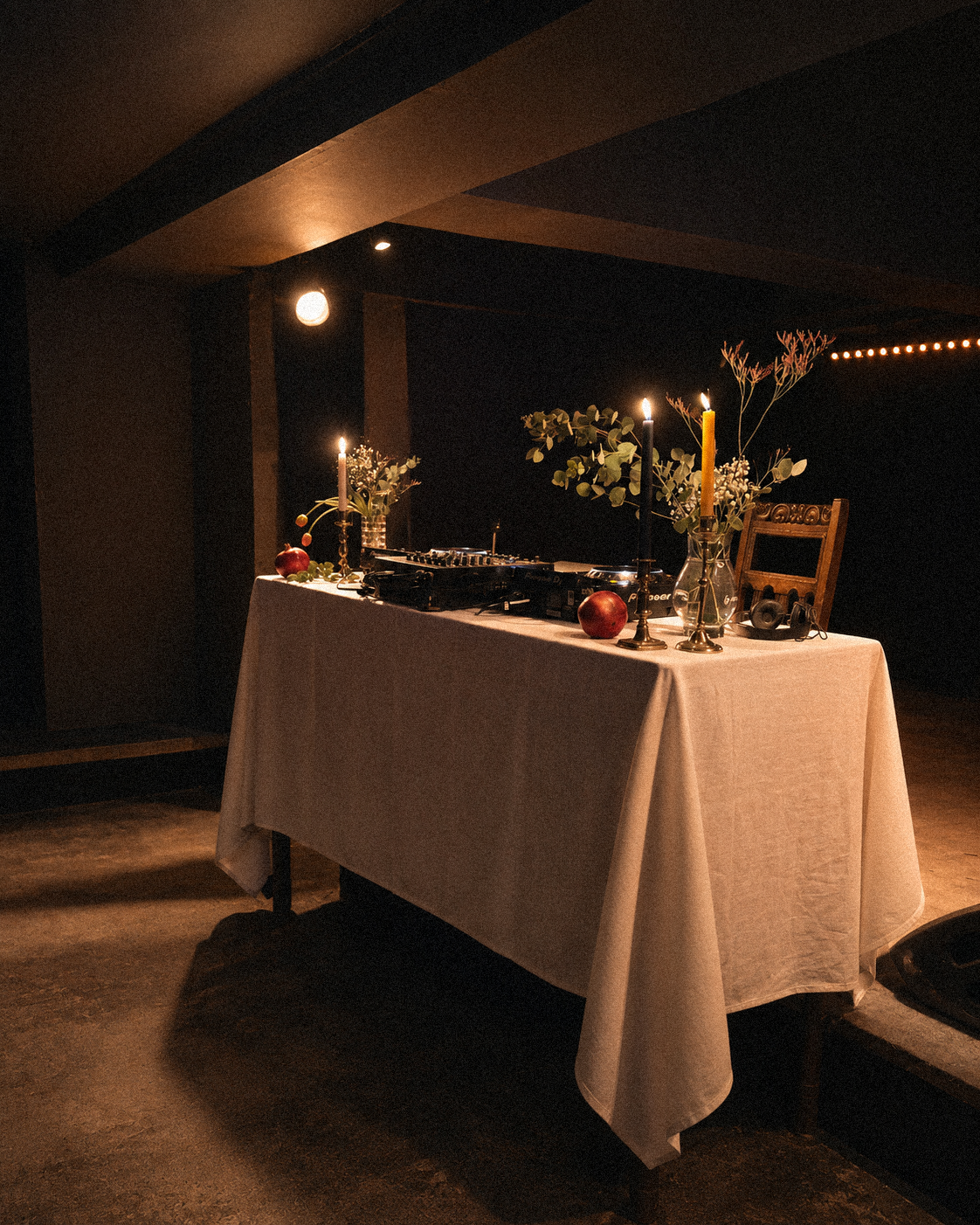 live room sebright.png