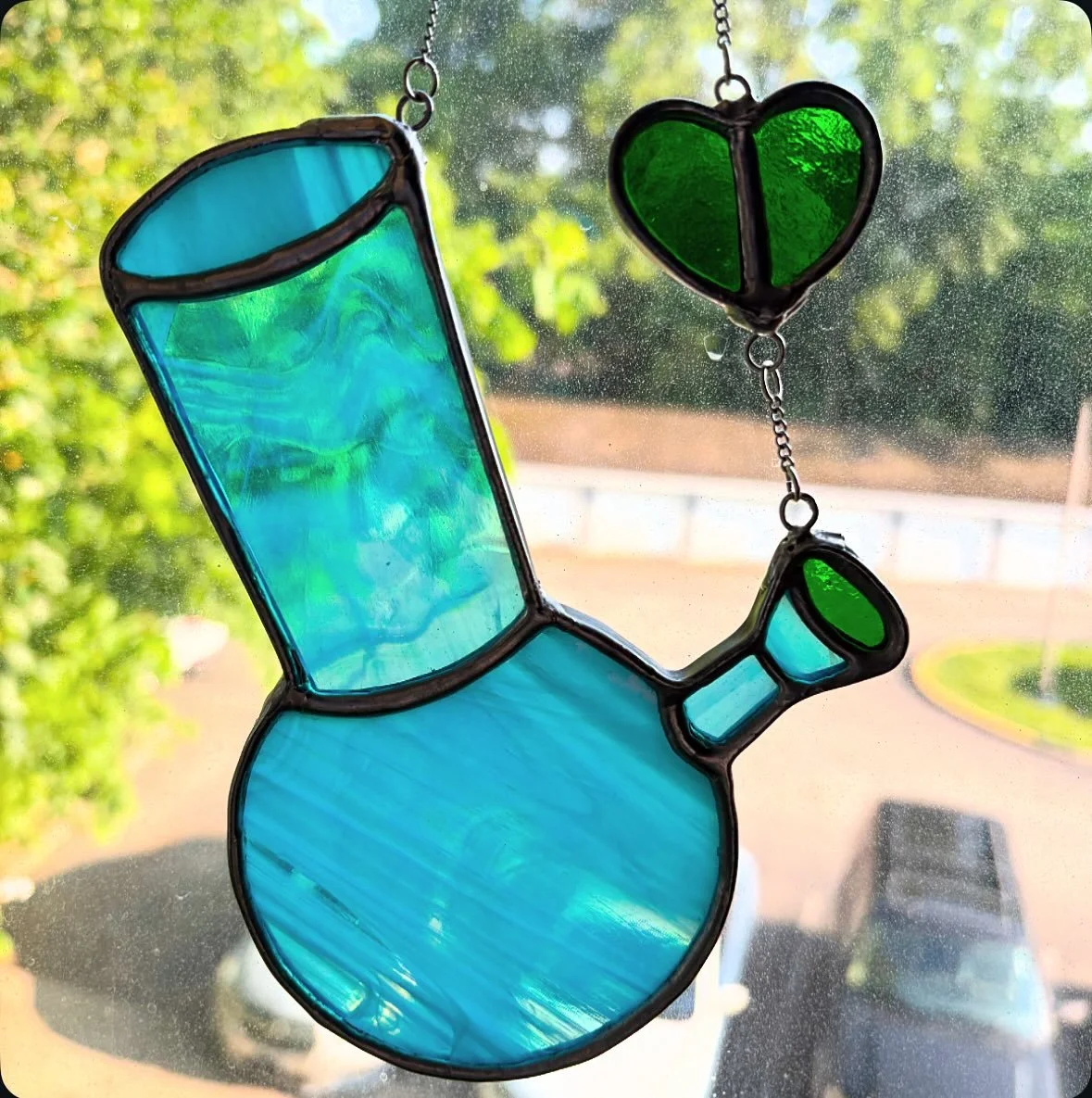 Happy pride month!!!
I&rsquo;m really proud of how sturdy I was able to make the stem, normally a joint like that with such a tiny area connecting the pieces of glass would bend and probably break (lead is very bendy). Luckily I was able to reinforce