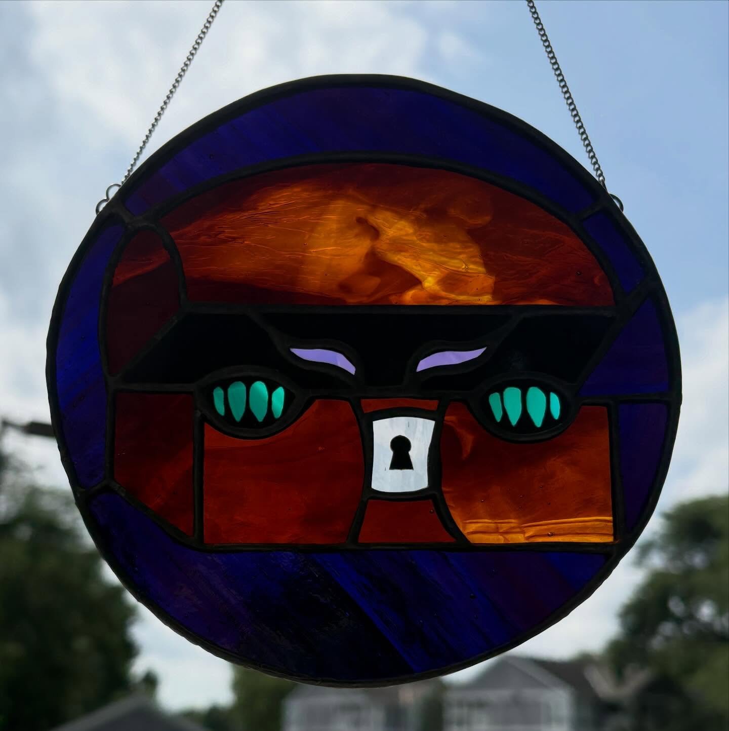 Have a logo, character, or nearly any other photo that you&rsquo;d like to turn into beautiful glass art? HMU 😚
Thank you to Boogie&rsquo;s Toy Chest for this commission ✨

#stainedglass #art #glassart #columbusartist #suncatcher