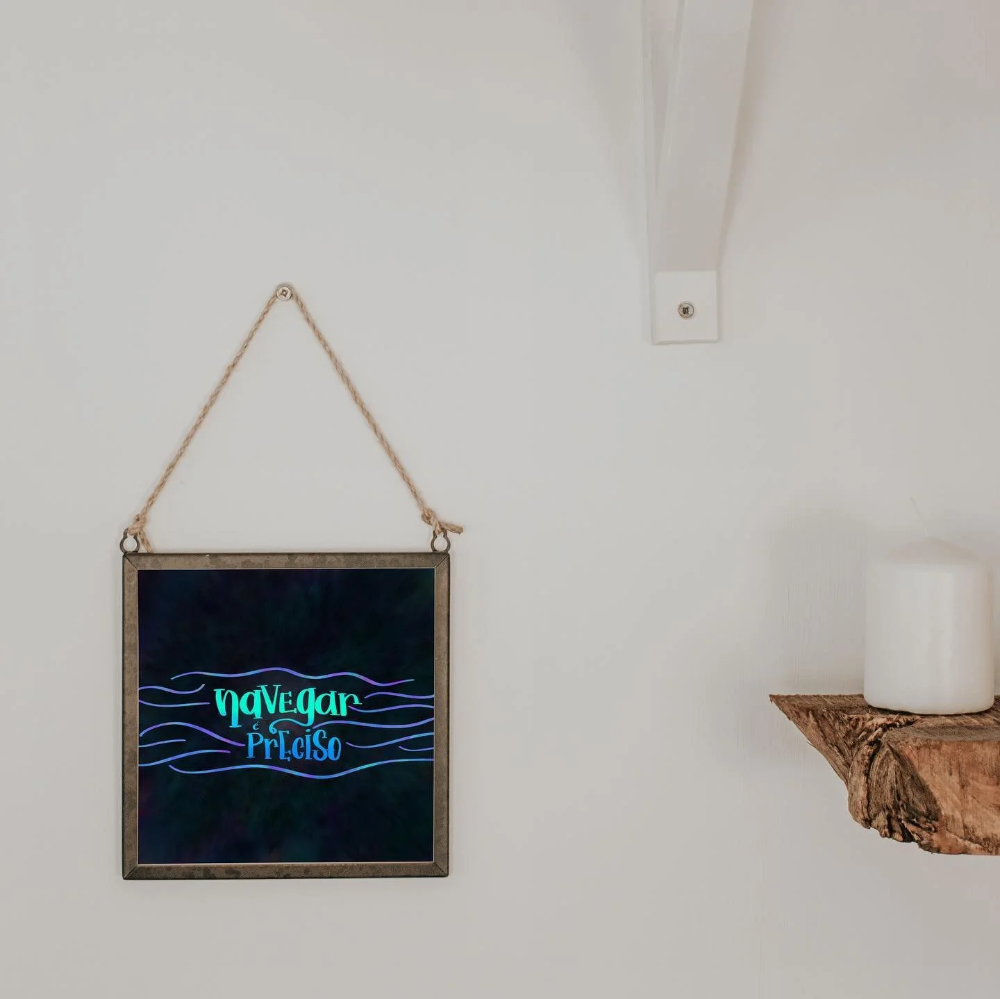 .
Novidade na @urbanarts - “Navegar é preciso”.
“A felicidade não depende do conforto, da tranqüilidade ou de situações favoráveis. Mas simples e unicamente, da sensação de ir e