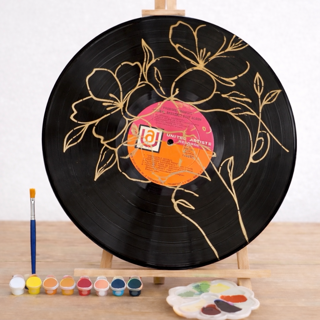 ♻️ Brushes N’ Blunts Recycled Vinyl Paint Kit