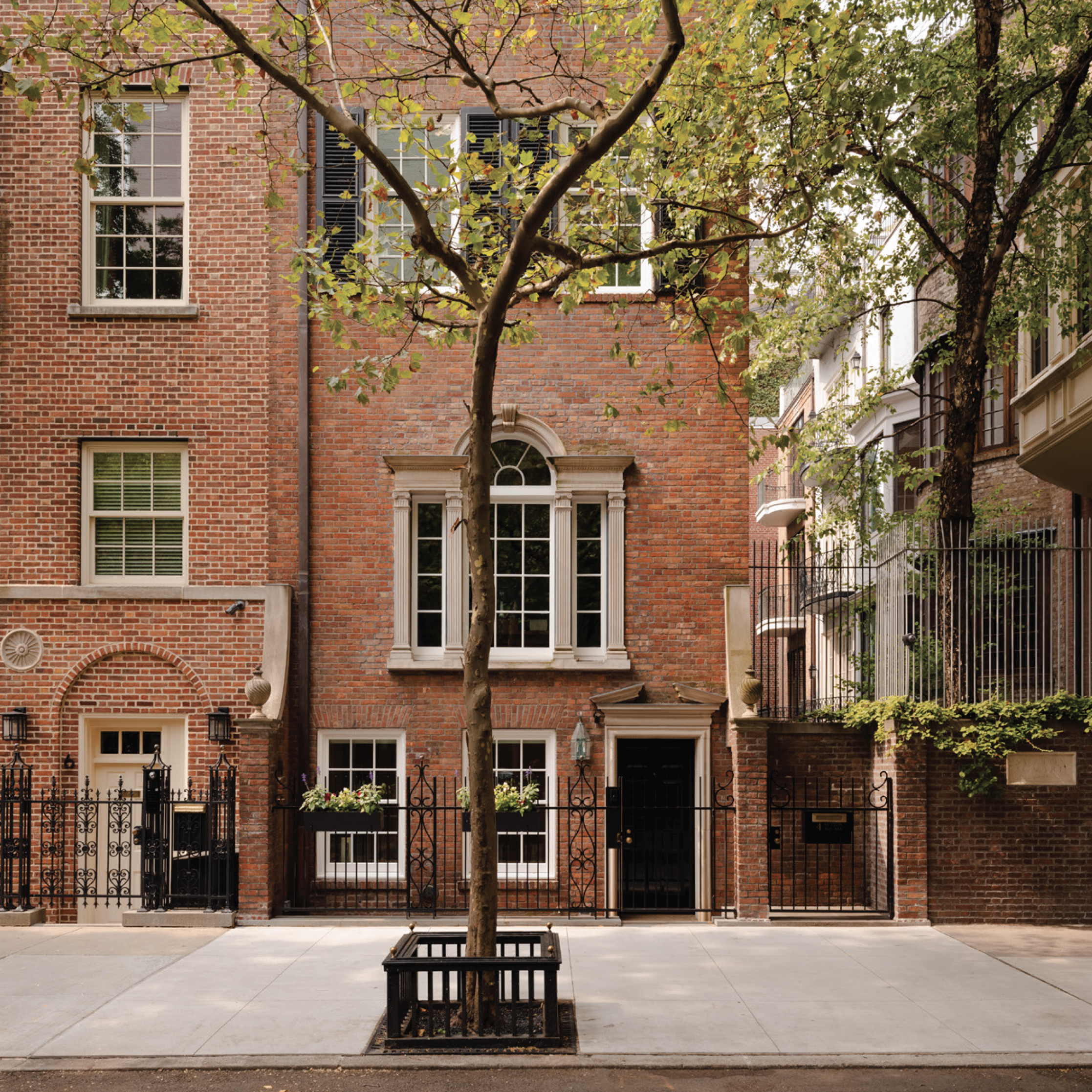 Sutton Square, Manhattan