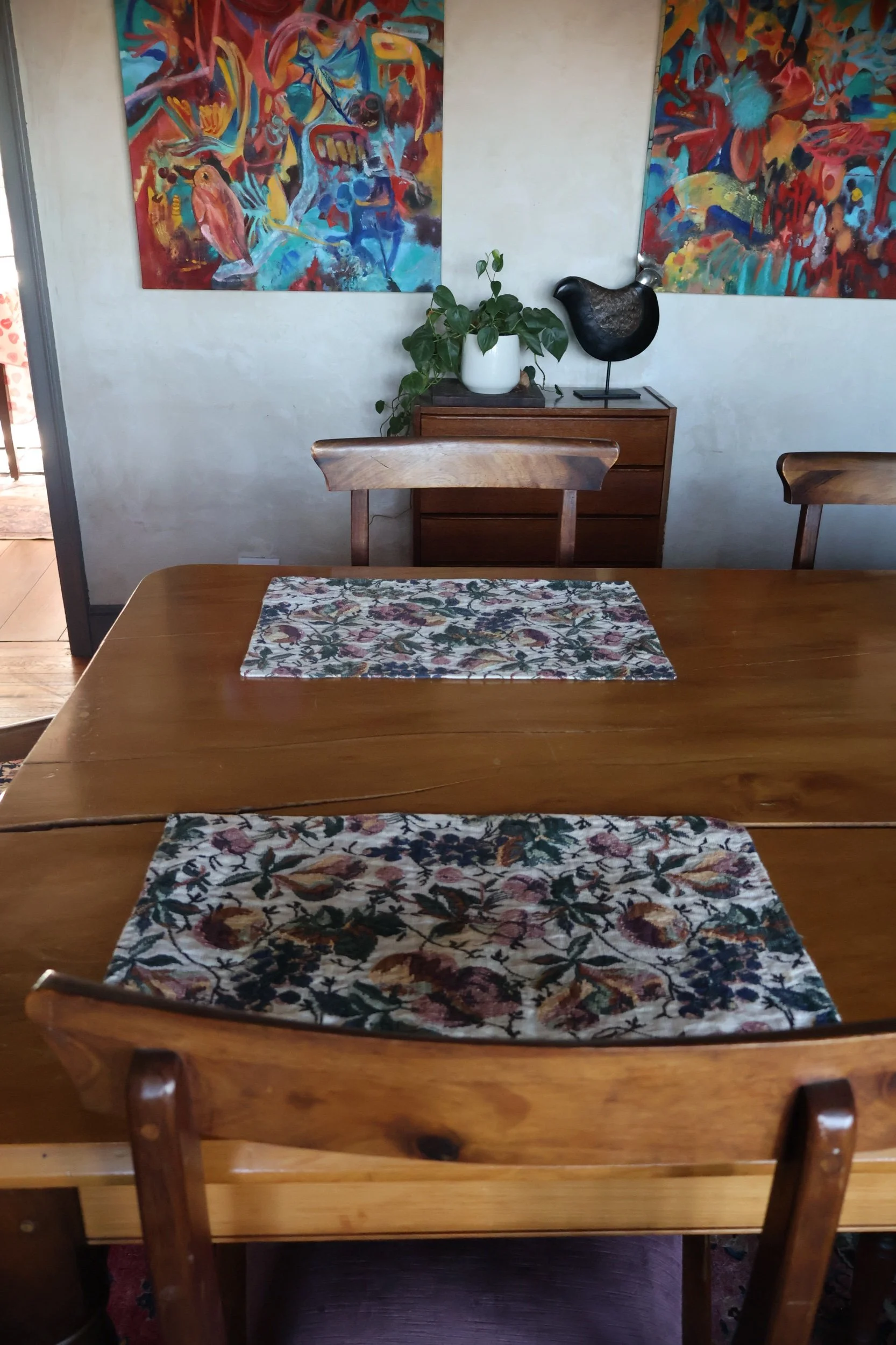 4 Stone Fruit Adorned Cream Placemats Approx 24x14