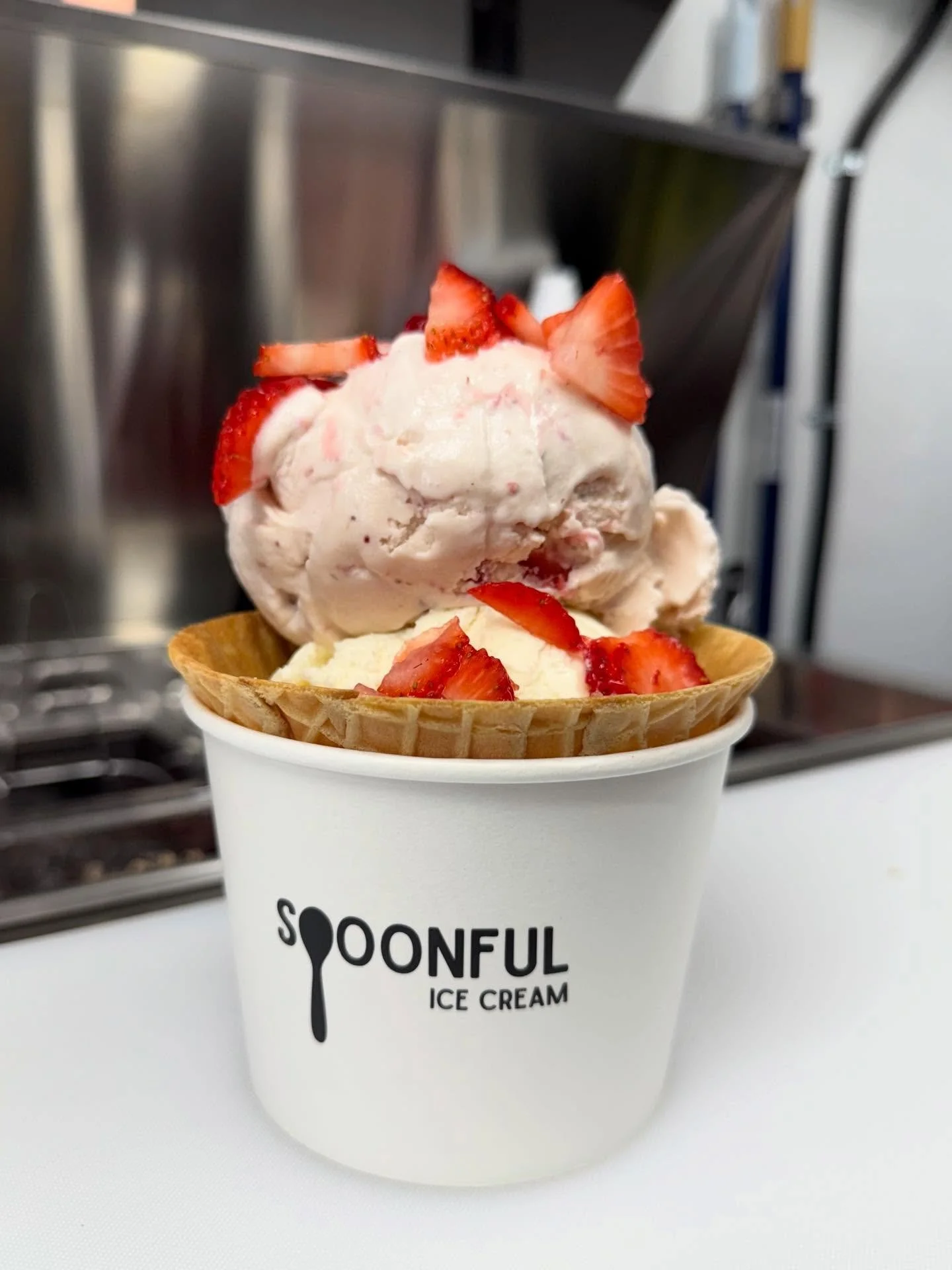 What&rsquo;s your favorite ice cream and topping combination? 😍 #spoonfulicecream #meridianidaho #meridianicecream #idahosmallbusiness #boisesmallbusiness