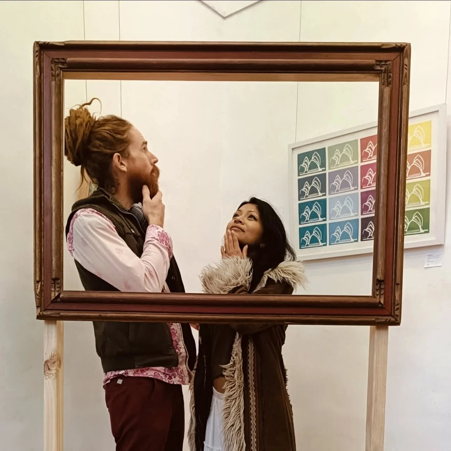 Art galleries are living spaces where people and art interact, inspire and combine to form new and different ways of seeing the world. Viewing art encourages conversations about art, life, and the art of doing life. The Sydney Contemporary Fine Arts 