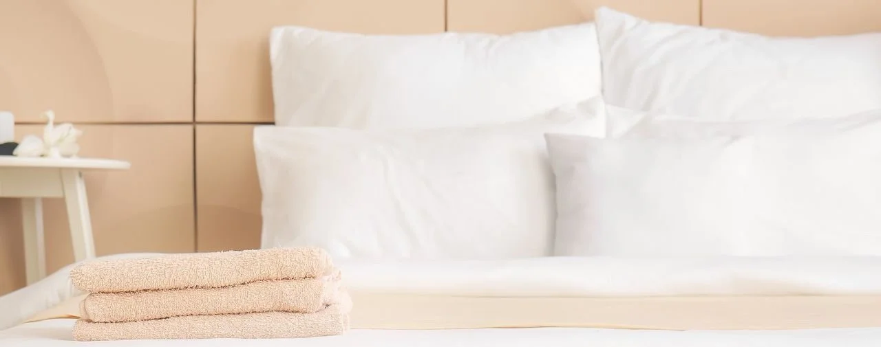 Linen banner.jpg