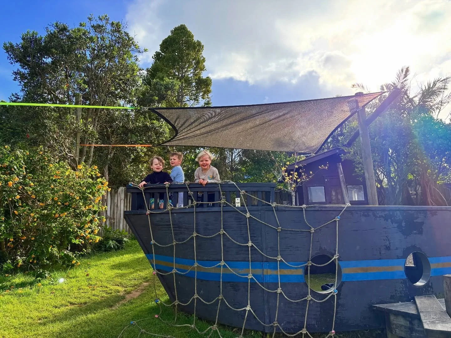 Just three mates sailing away for the day in their pirate ship! 🚢 So many adventures to be had at MBCC. 💚💚💚