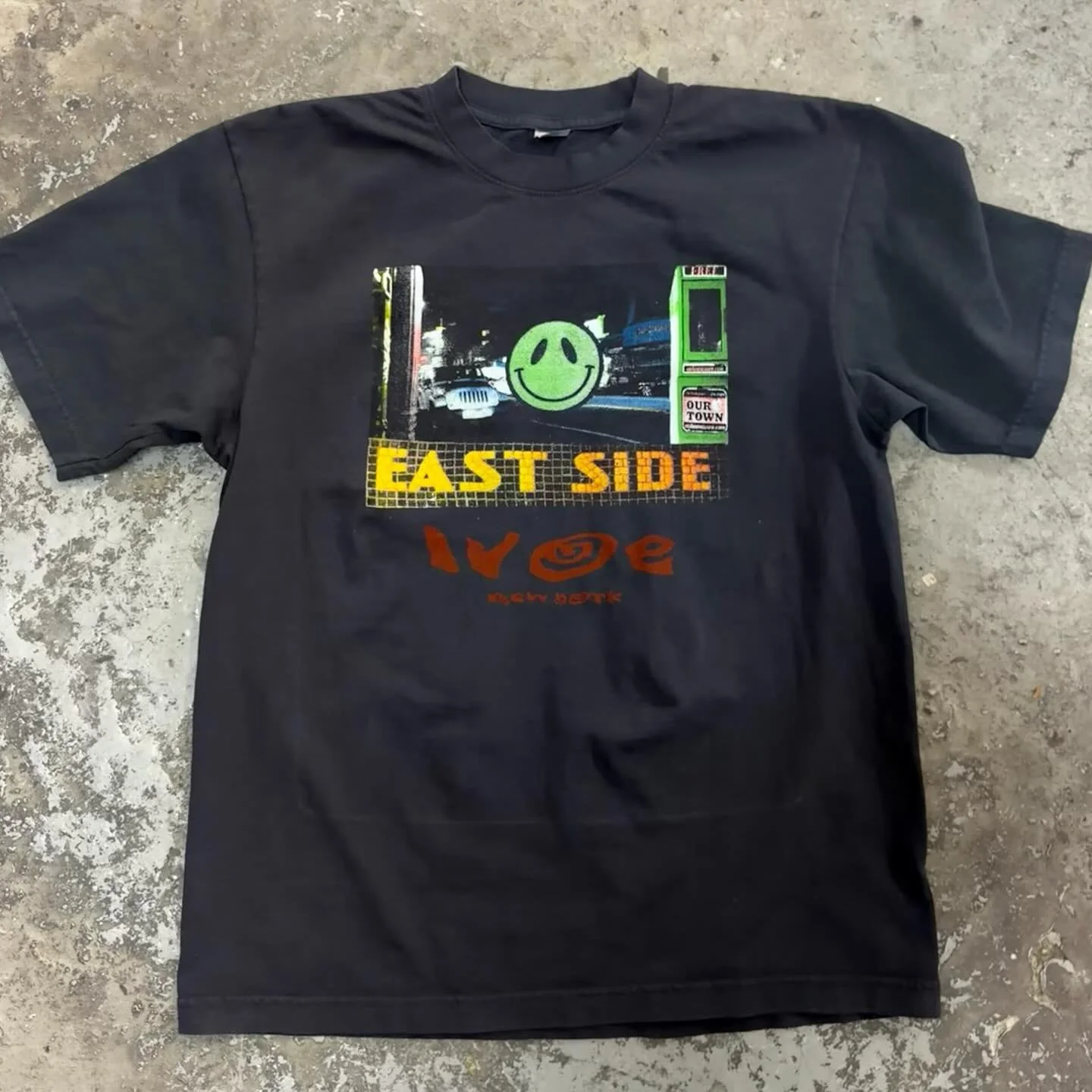 4 color water based print 🏊&zwj;♂️ + underbase 😤 for @lvoenewyork . Wash tested and passed 🙌