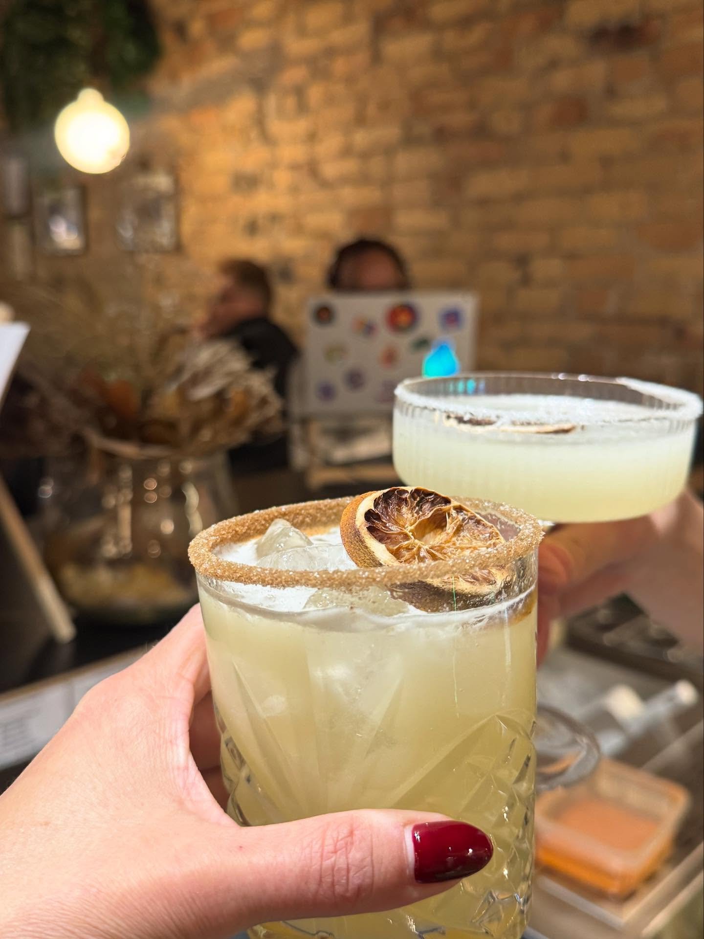 The shopping&rsquo;s done. The list is ticked. Now it&rsquo;s time for a final catch up to celebrate making it to Christmas Eve.

@martinamak will be setting the mood from 6-9PM with 
@v_thedrink continuing the good tunes from 9PM late.

Good music, 