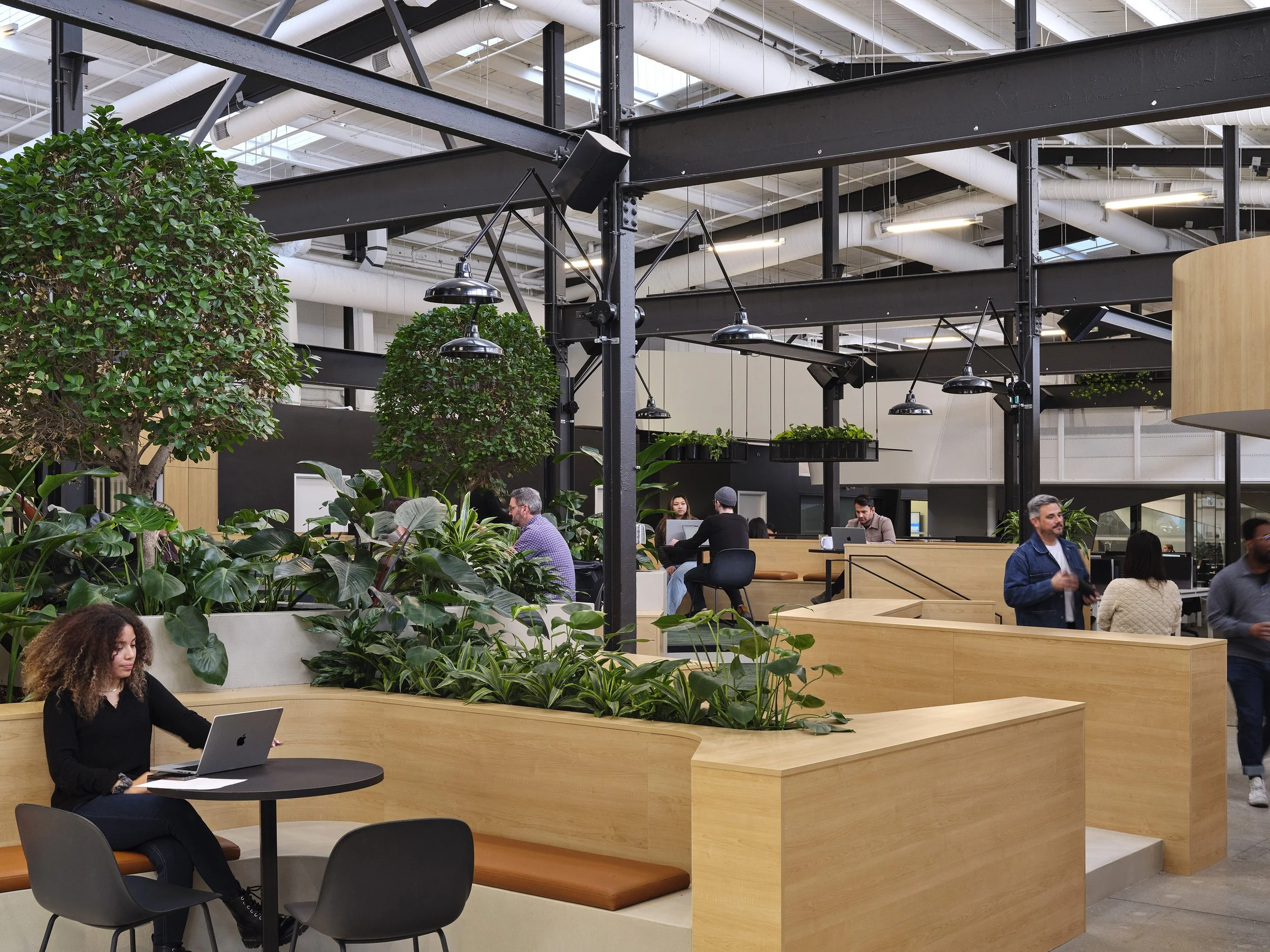 PlusCo_Set2_09_Riley Snelling.jpg