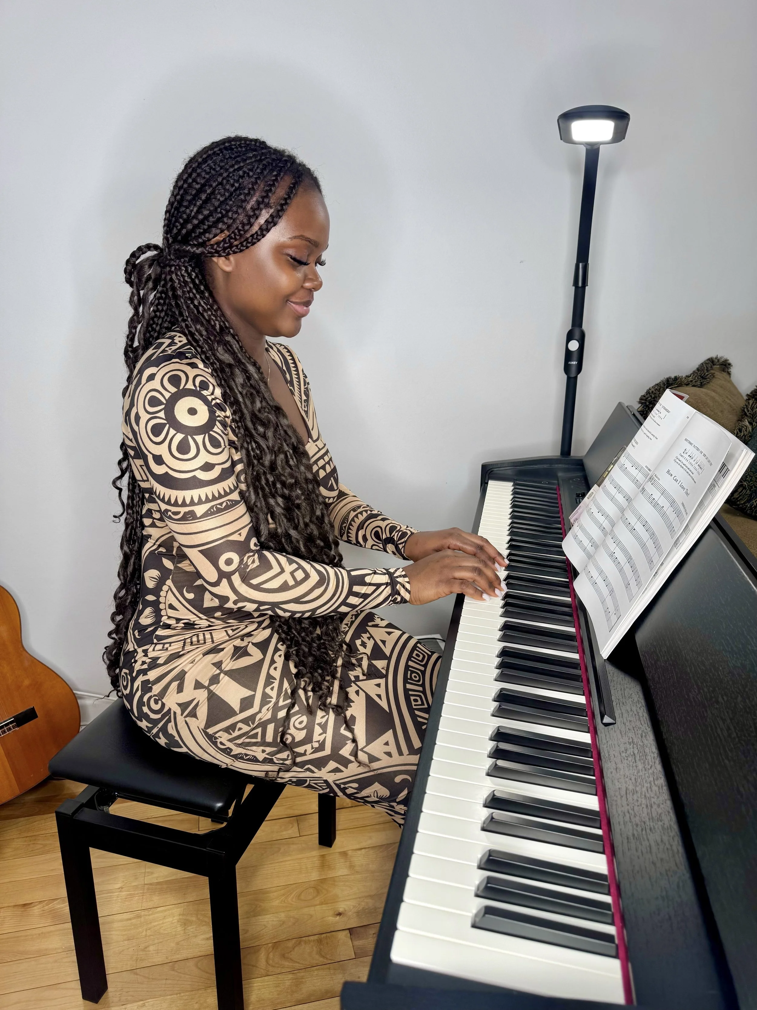 Cours de piano en personne ou en ligne : quel format vous convient le mieux ?