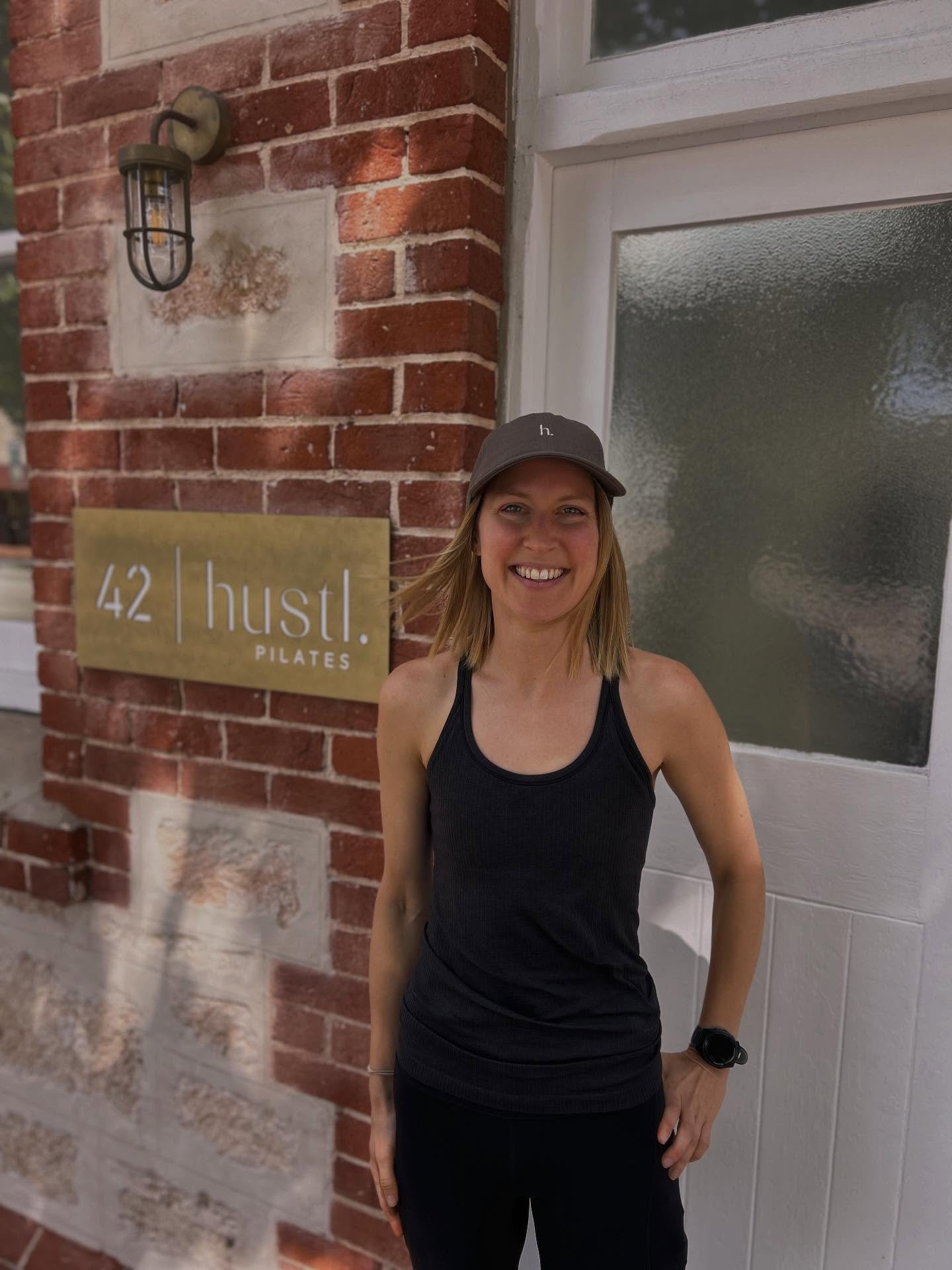 Introducing Sarah 🤎
Our newest Hustl. Pilates instructor

We&rsquo;ve had our eyes on this one for a while&hellip;
Sarah is a lover of movement, a school teacher, a mum, and someone who brings the most grounded, warm energy into every room. We notic