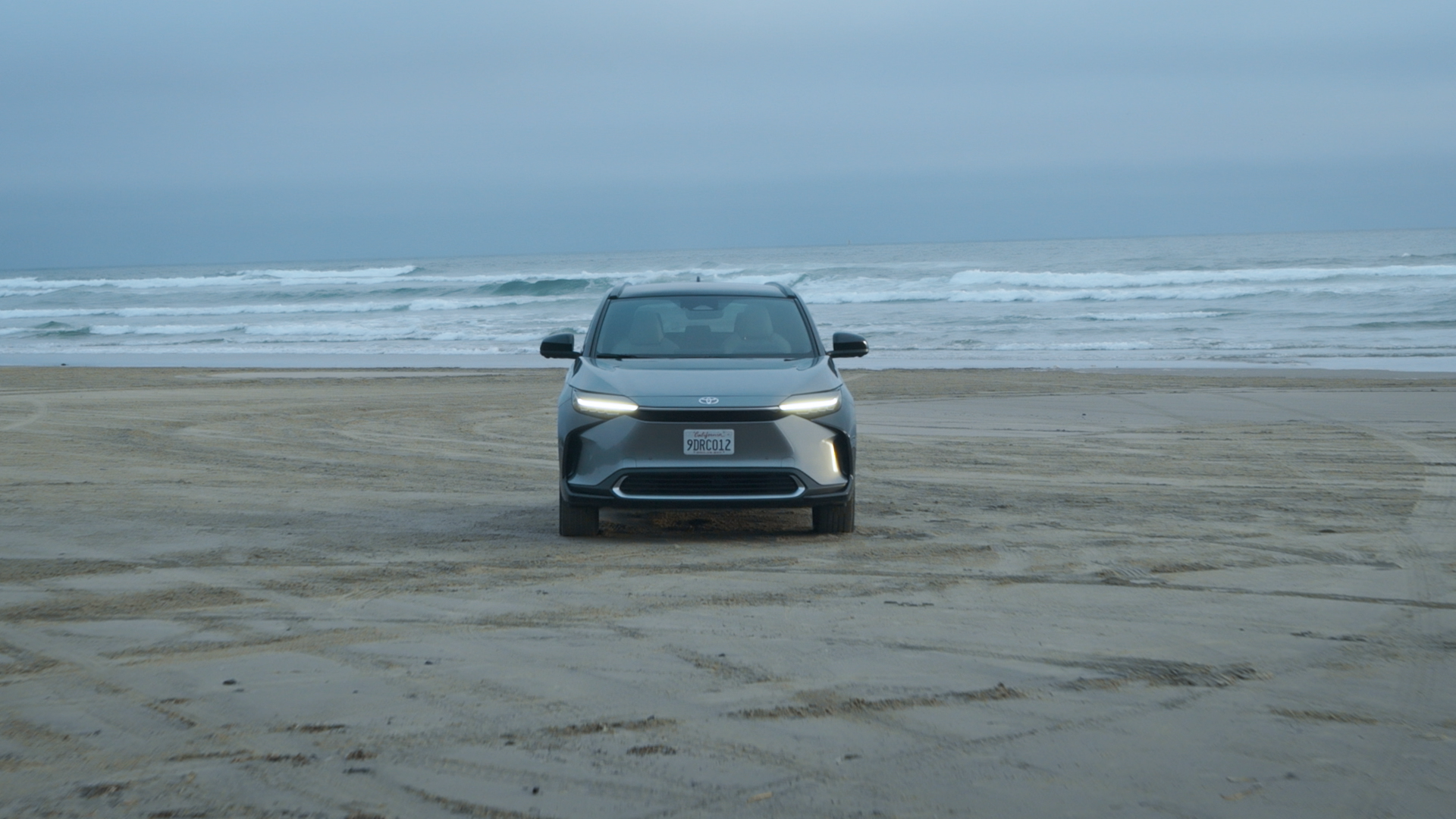 CNT_x_SELF_x_TOYOTA_LONGFORM_DELIVERY_STILL_18.png