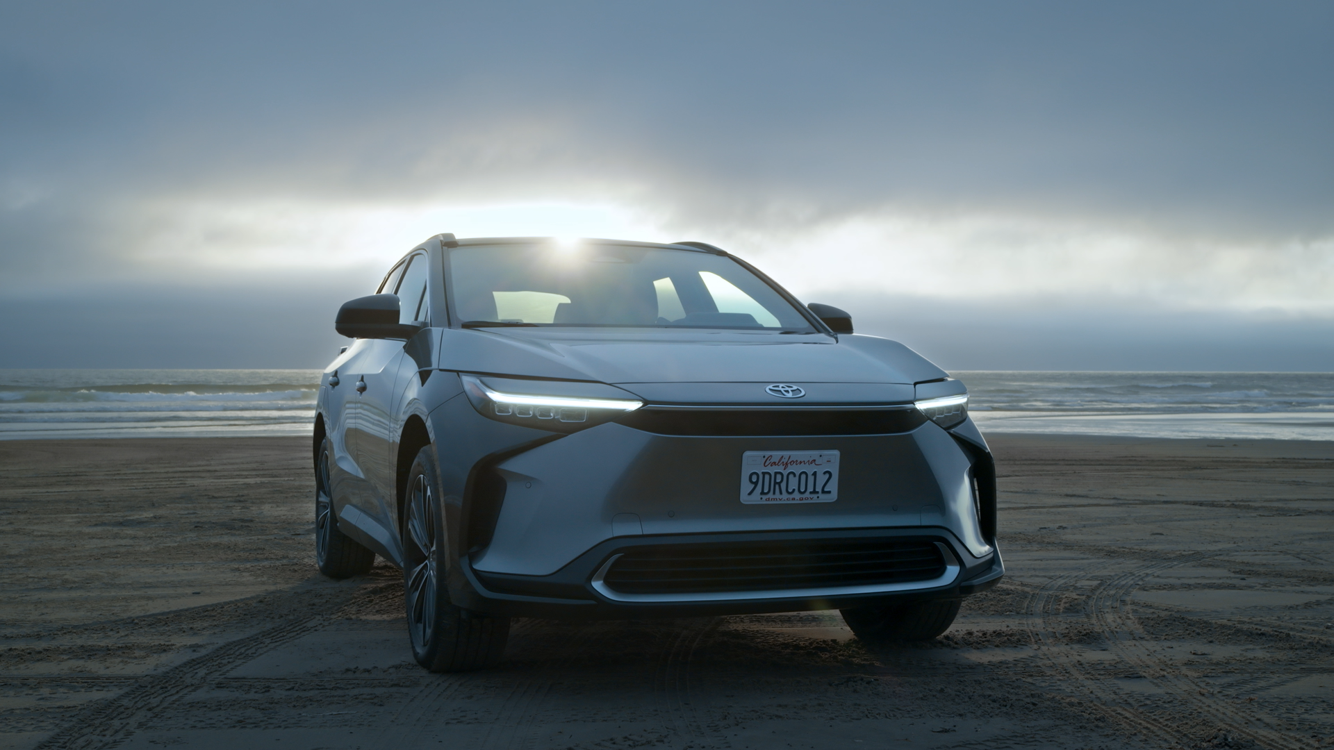 CNT_x_SELF_x_TOYOTA_LONGFORM_DELIVERY_STILL_23.png